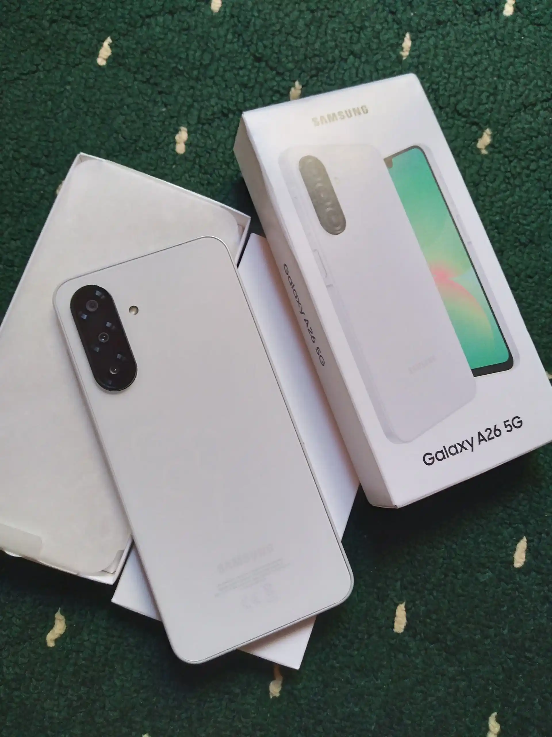 Смартфон Samsung Galaxy A26 5G, Super AMOLED 120Hz 6.7", 5000 mAh, 50 МП камера