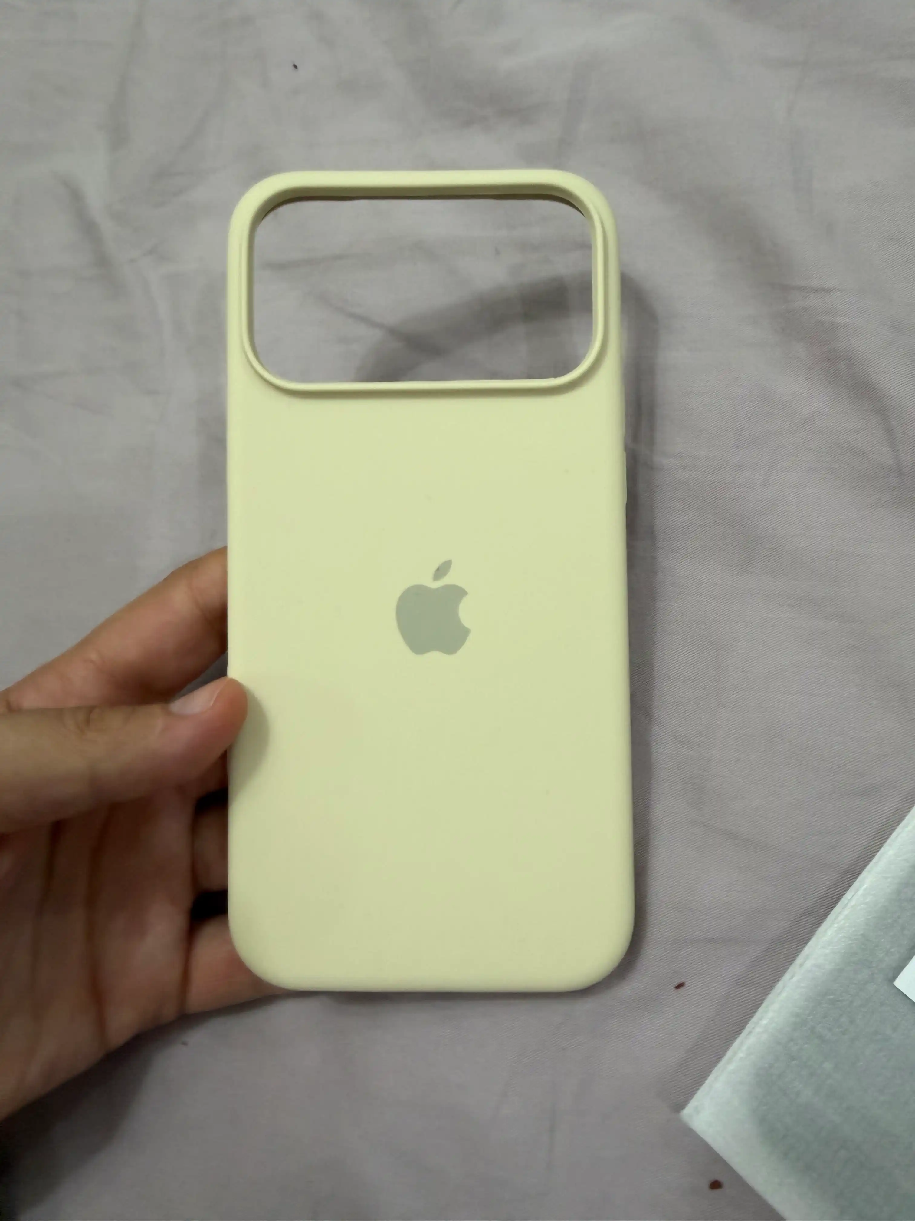 Chexol iPhone 13, 14, 15, 16, 17, Pro, ProMAX uchun, silikon