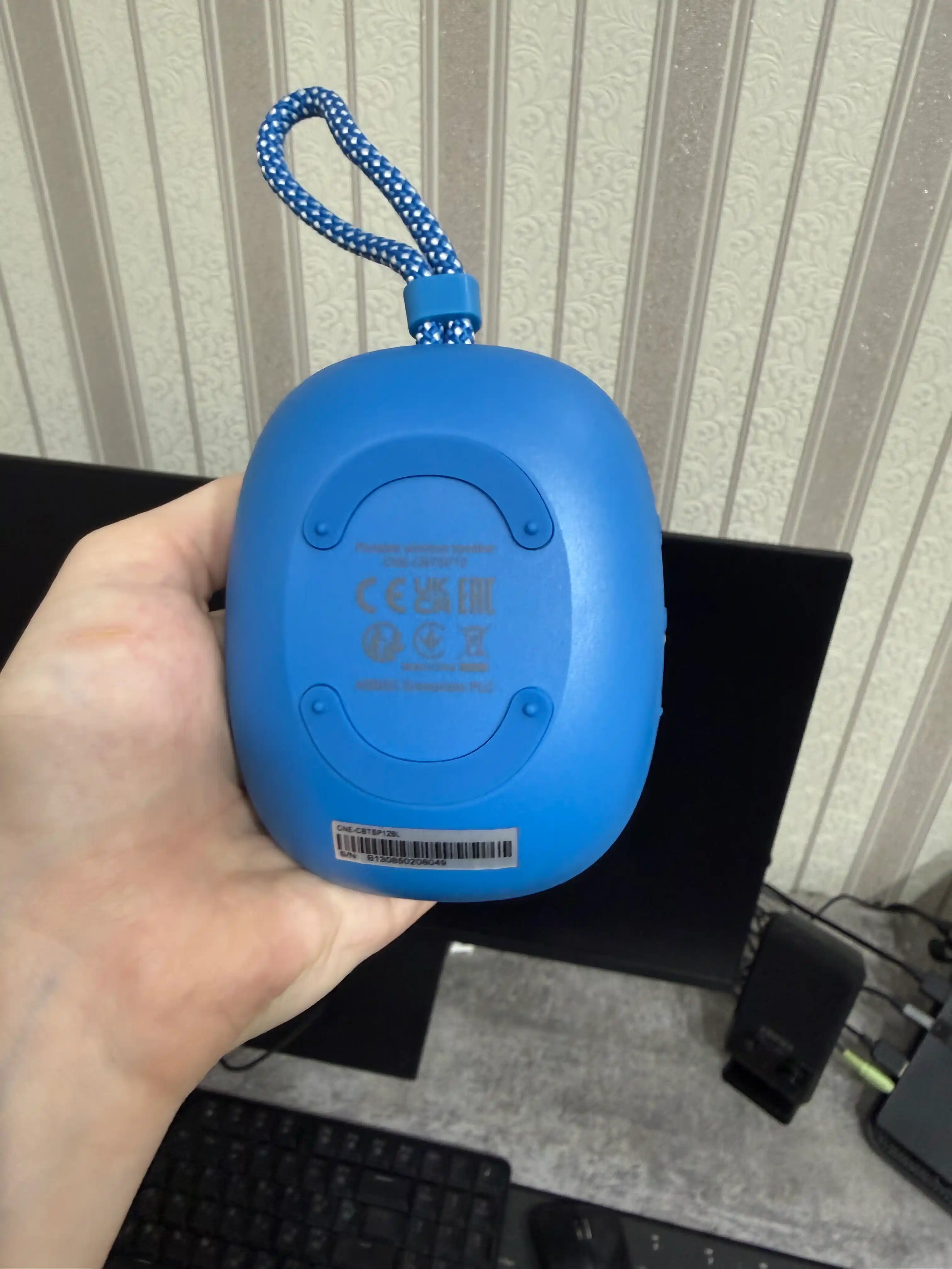 Portativ simsiz bluetooth kolonkasi Canyon OnMove 12, TWS va IPX7 suvdan himoyali