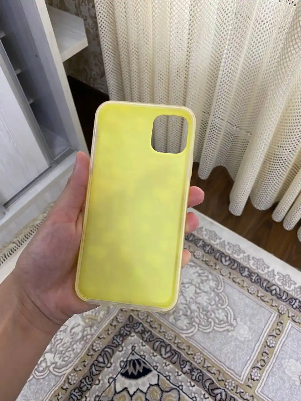 Iphone g'ilof 11, 11 PRO max, 12 PRO max. Yurakchali va multfilm naqshli silikon chexol