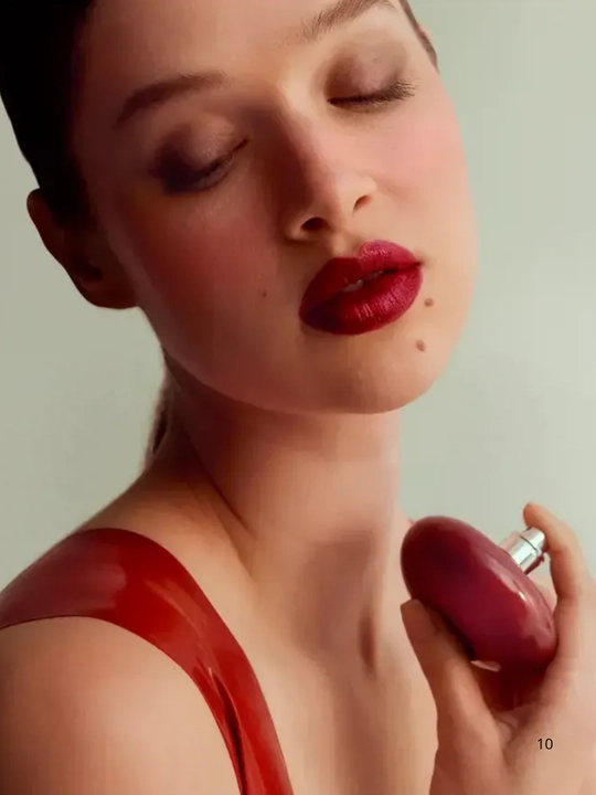 Oriflame Love Potion Cherry On Top ayollar uchun parfyumeriya suvi, 50 ml