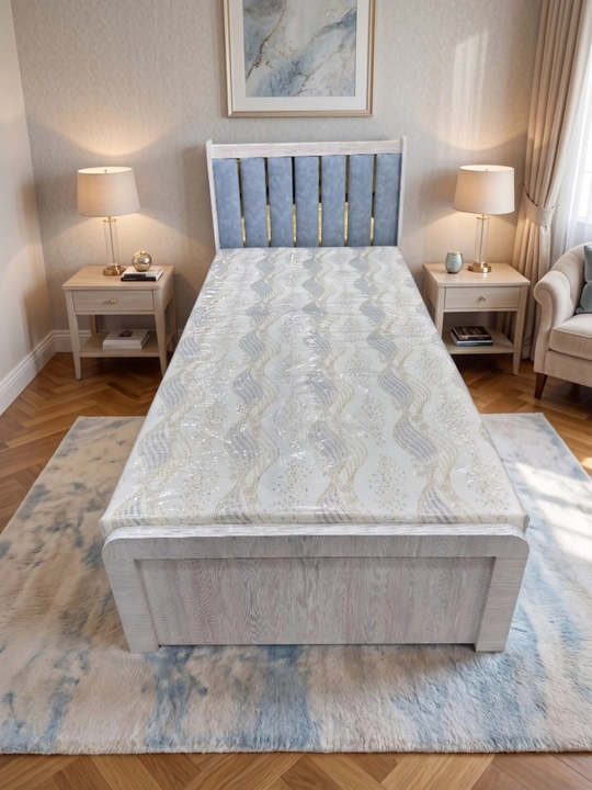 Односпальная кровать 90x200 с ящиком, мягким изголовьем - 