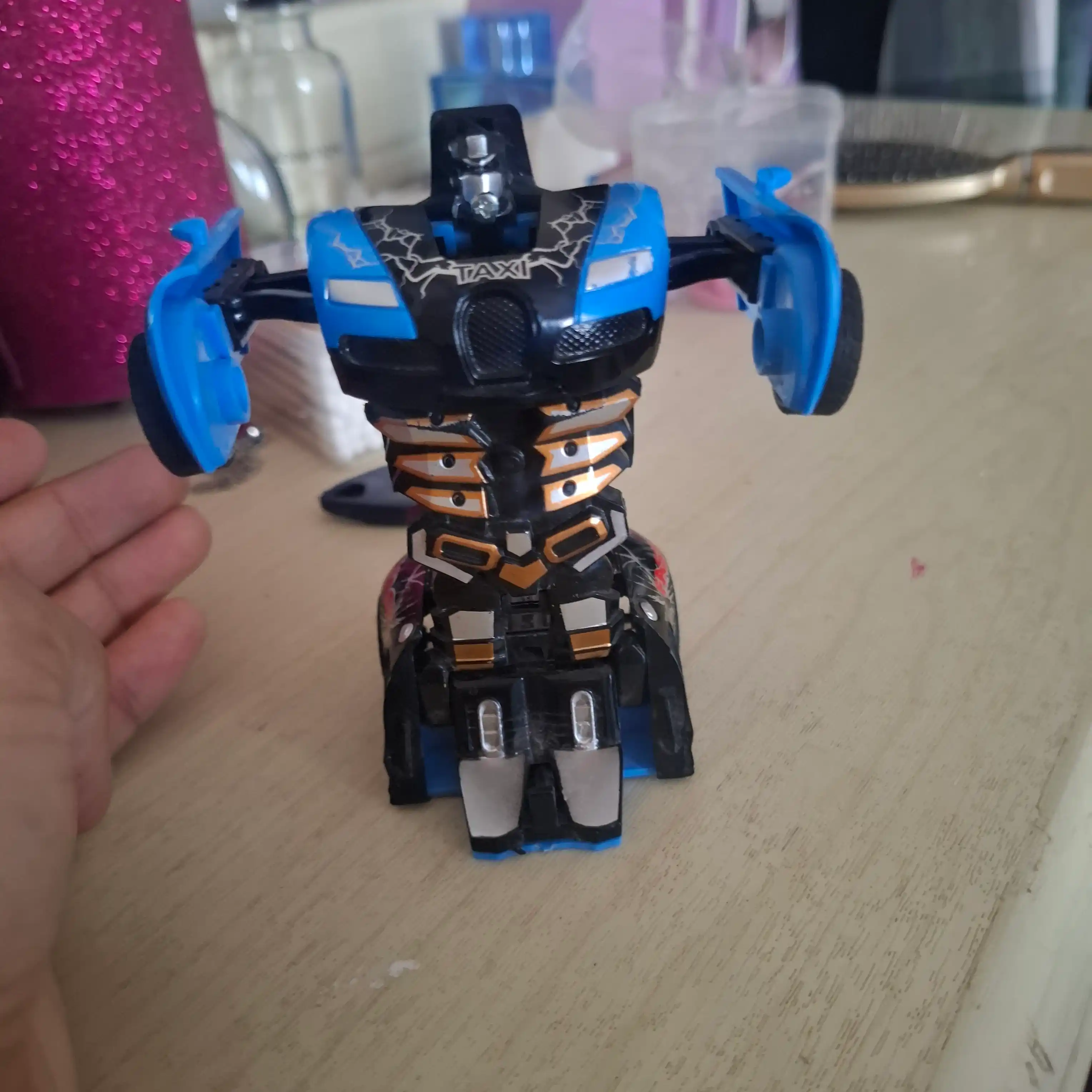 Transformer oyinchoq, moshin + robot, 2 tasi 1 da
