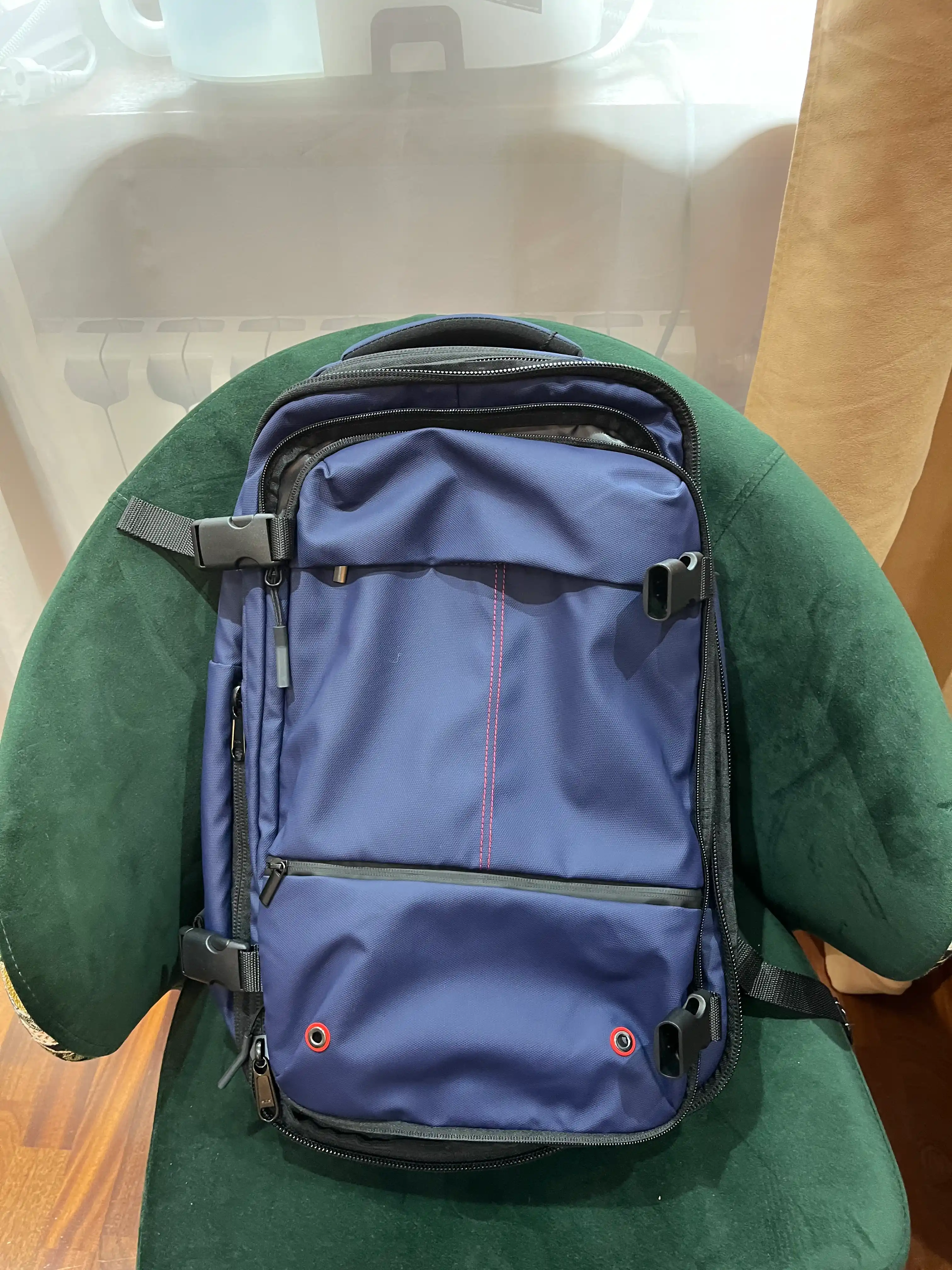 Vakuumli ryukzak 17" noutbuk uchun, 60 l, nasos va TSA qulf bilan
