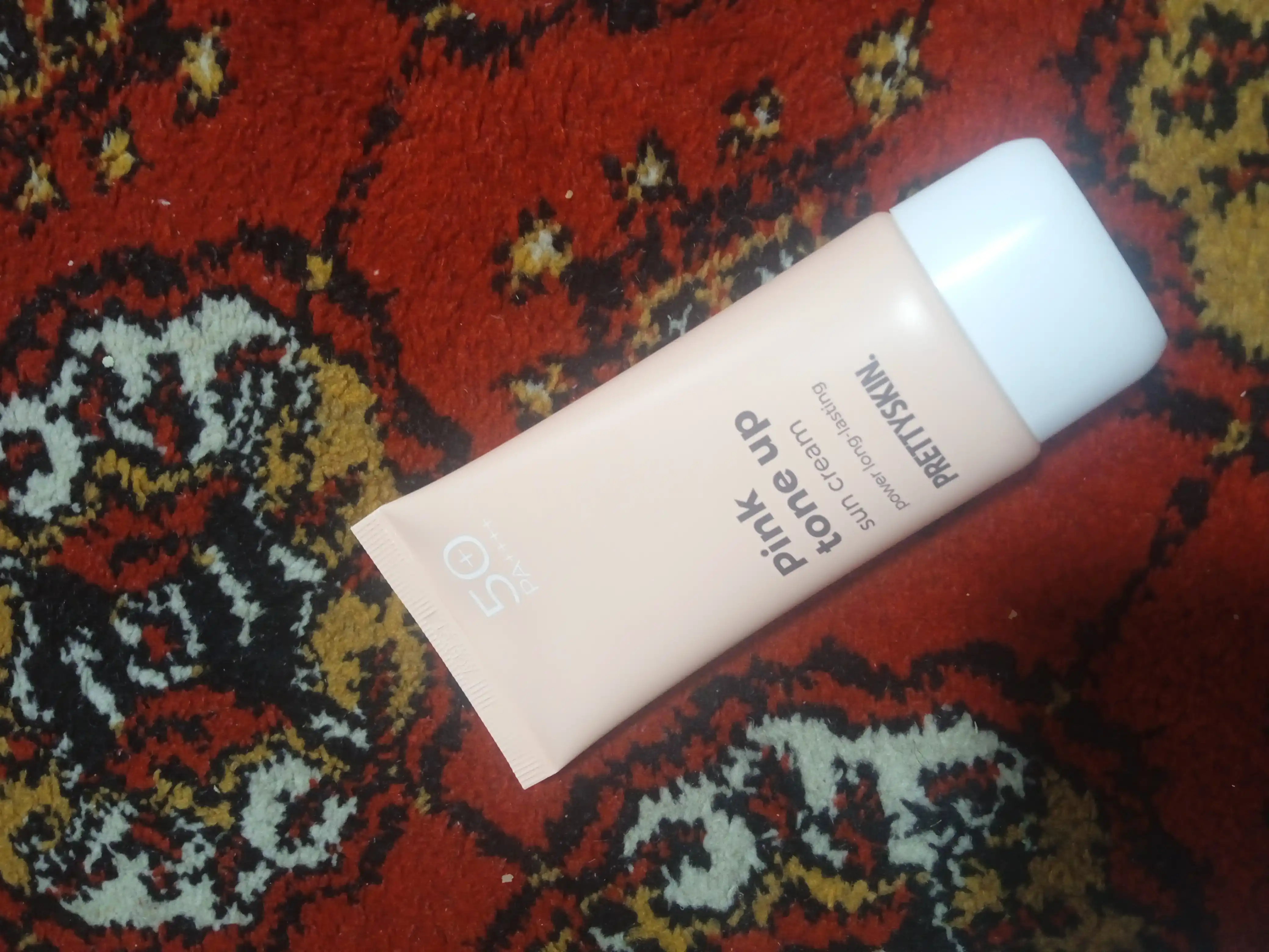 SPF50 + quyoshdan himoya qiluvchi yuz kremi, koreys rangini yo'qotmaydi, PrettySkin, 70ml