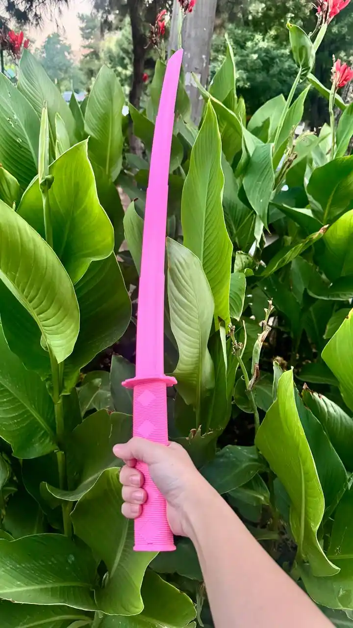 Teleskopik qilich - Demon Slayer katana, buklanadigan