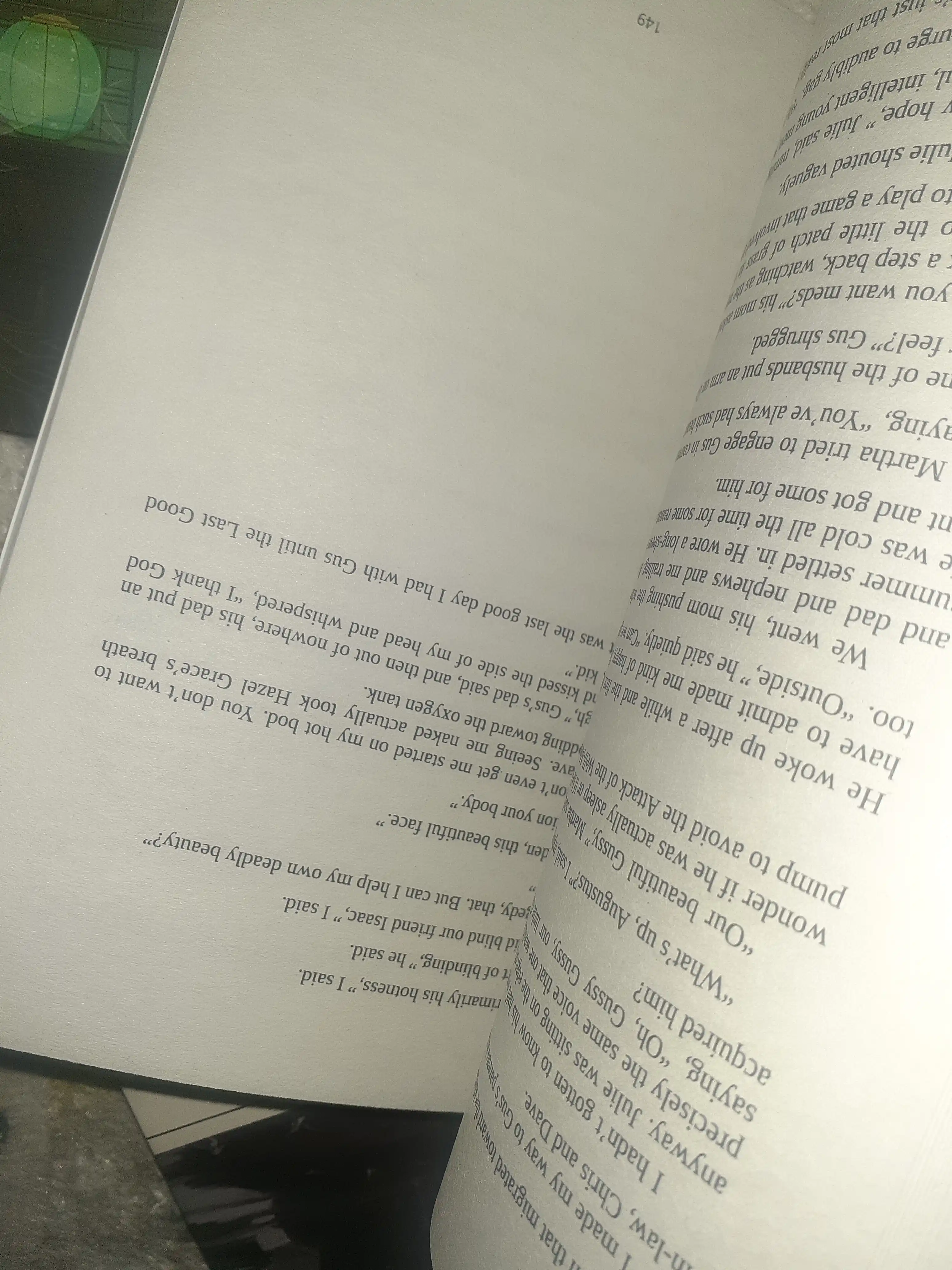 Kitob The fault in our stars, John Green, ingliz tilida