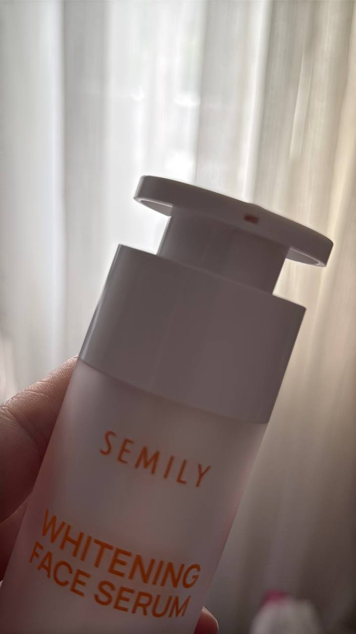 Сыворотка для лица с витамином С осветляющая Semily от пигментации, сияние, ровный тон 30 мл