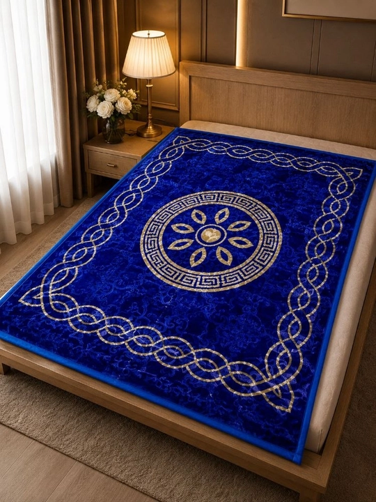 Ayollar uchun 1,50*230 o‘lchamli yumshoq ko‘rpalar, og‘irligi 2,9 kg - 