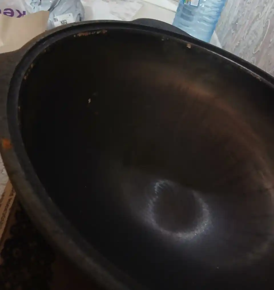 Казан чугунный с крышкой