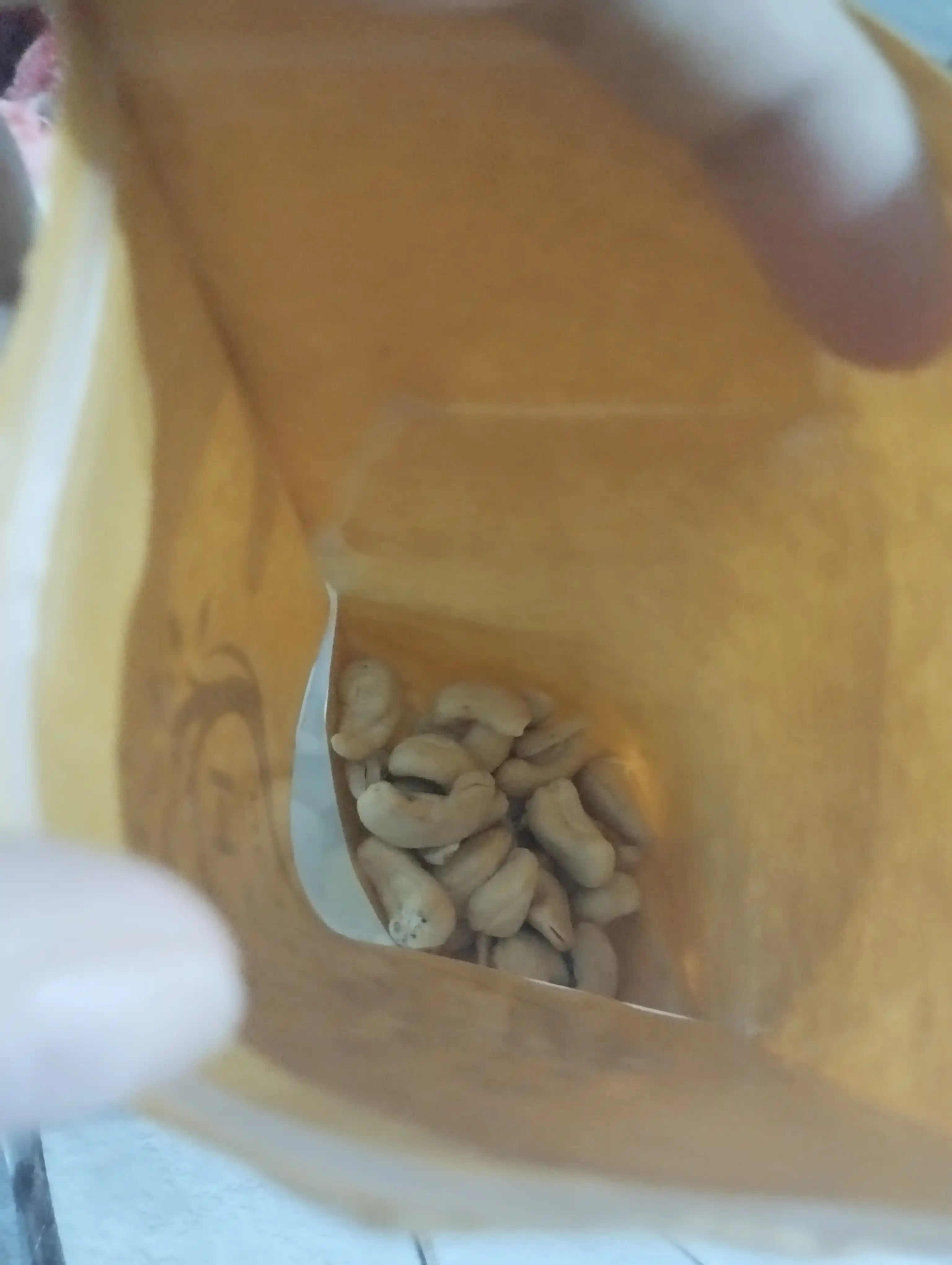Hayot Ne’matlari Premium keshyu yong‘oqlari - tabiiy ta’mli va foydali yengil taom 200 g