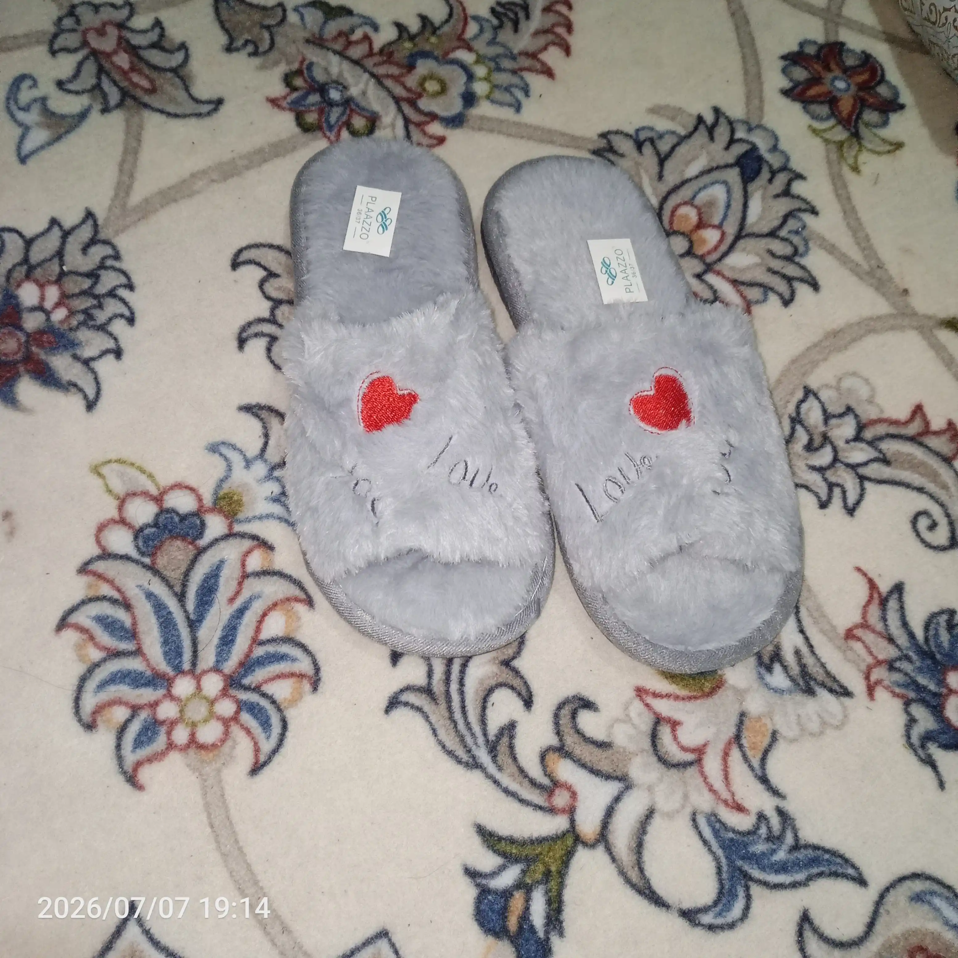 Домашние тапочки для женщин
