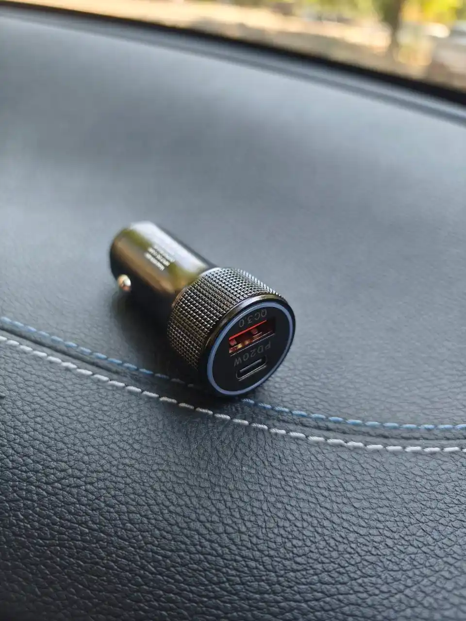Автомобильная быстрая зарядка, USB-A + Type-C, 100 Вт
