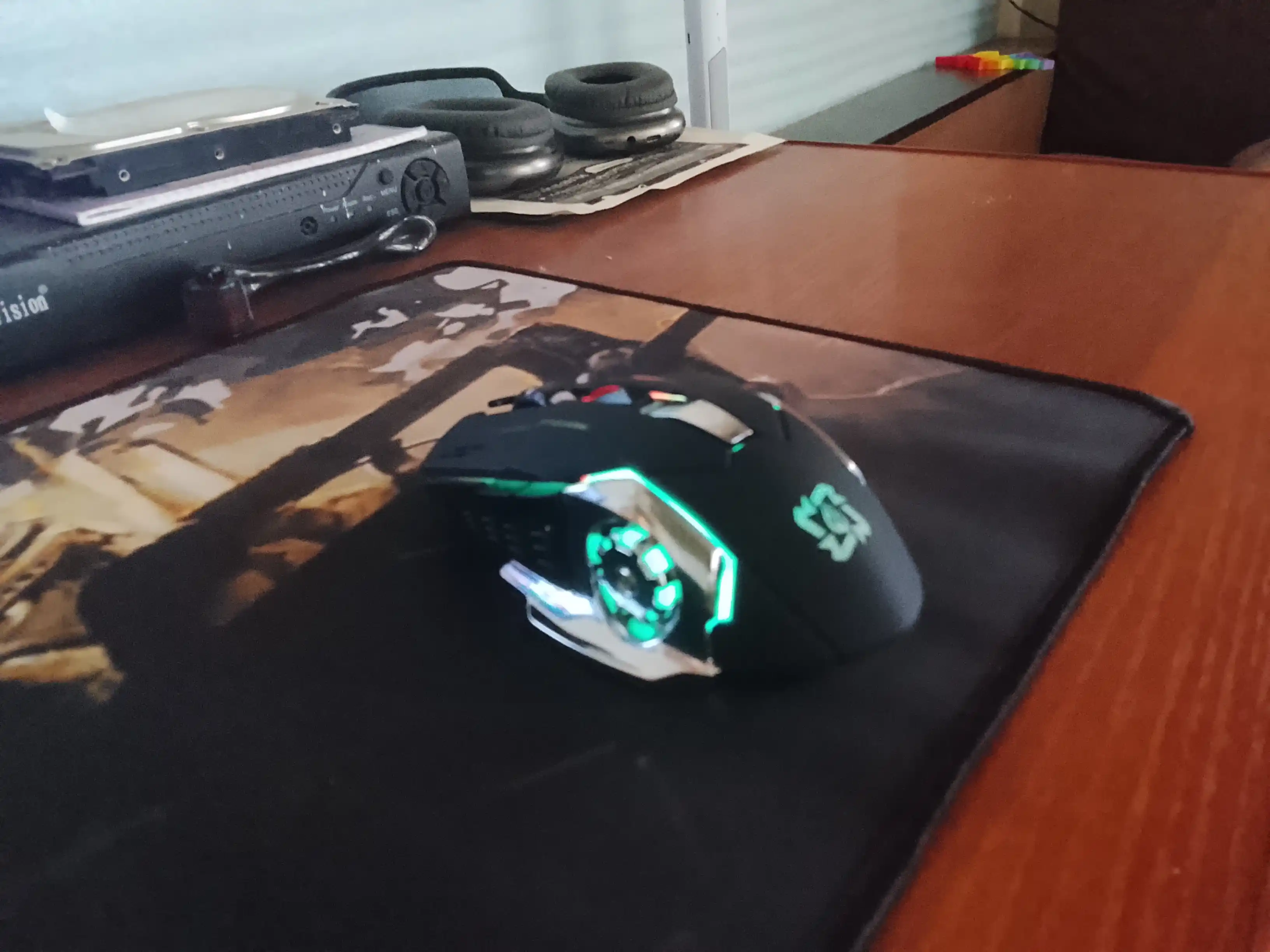 Simsiz kompyuter sichqoncha, RGB yoritgich bilan, shovqinsiz, Type-C orqali zaryadlash