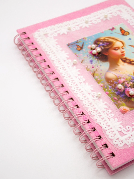 Блокнот в стиле Pinterest, 18.5×25 см в клетку 100 л, спирали 4 дизайна с бусинами handmade