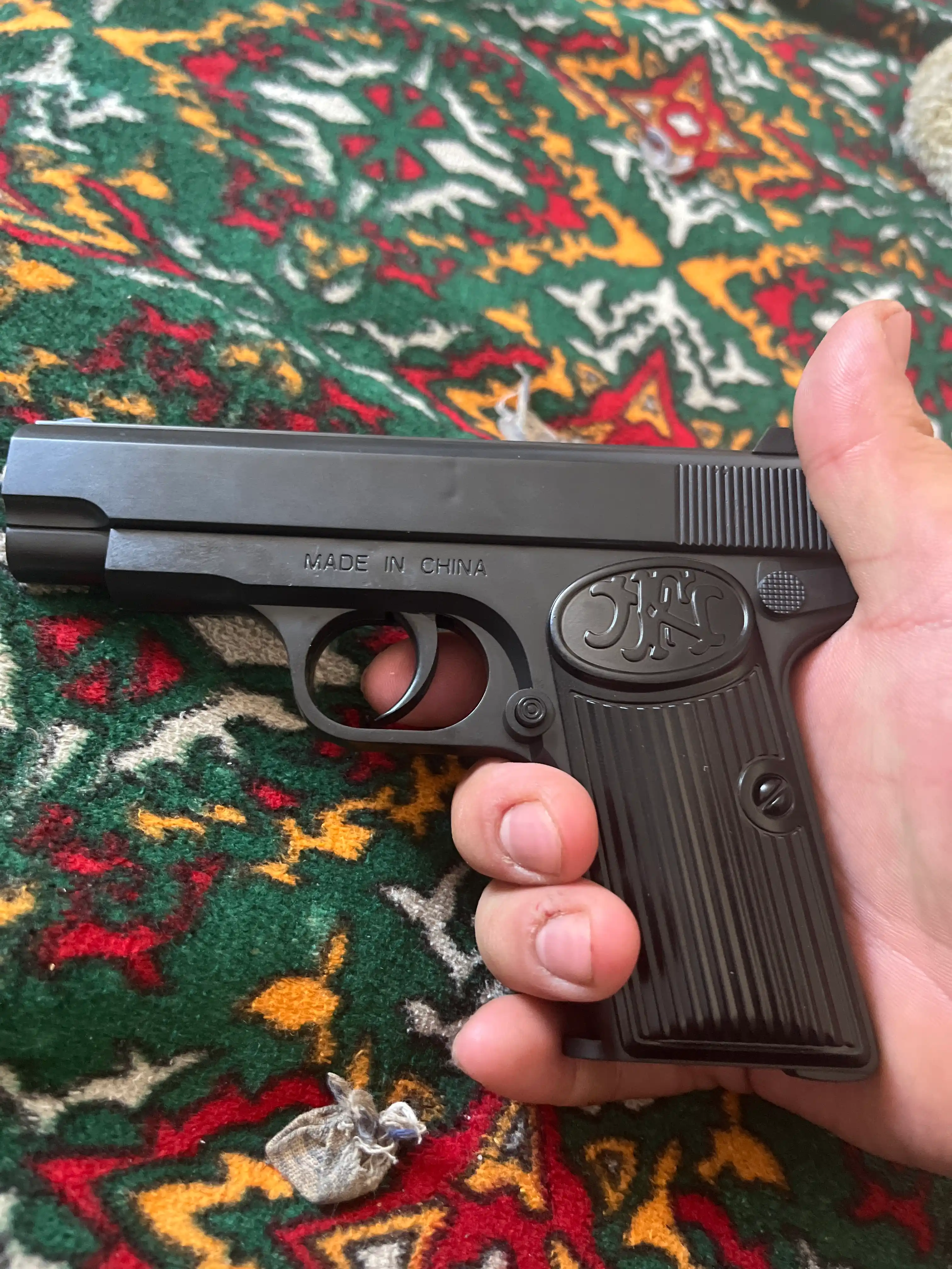 Игрушечный пистолет M17, металлический корпус, пульки 6 мм