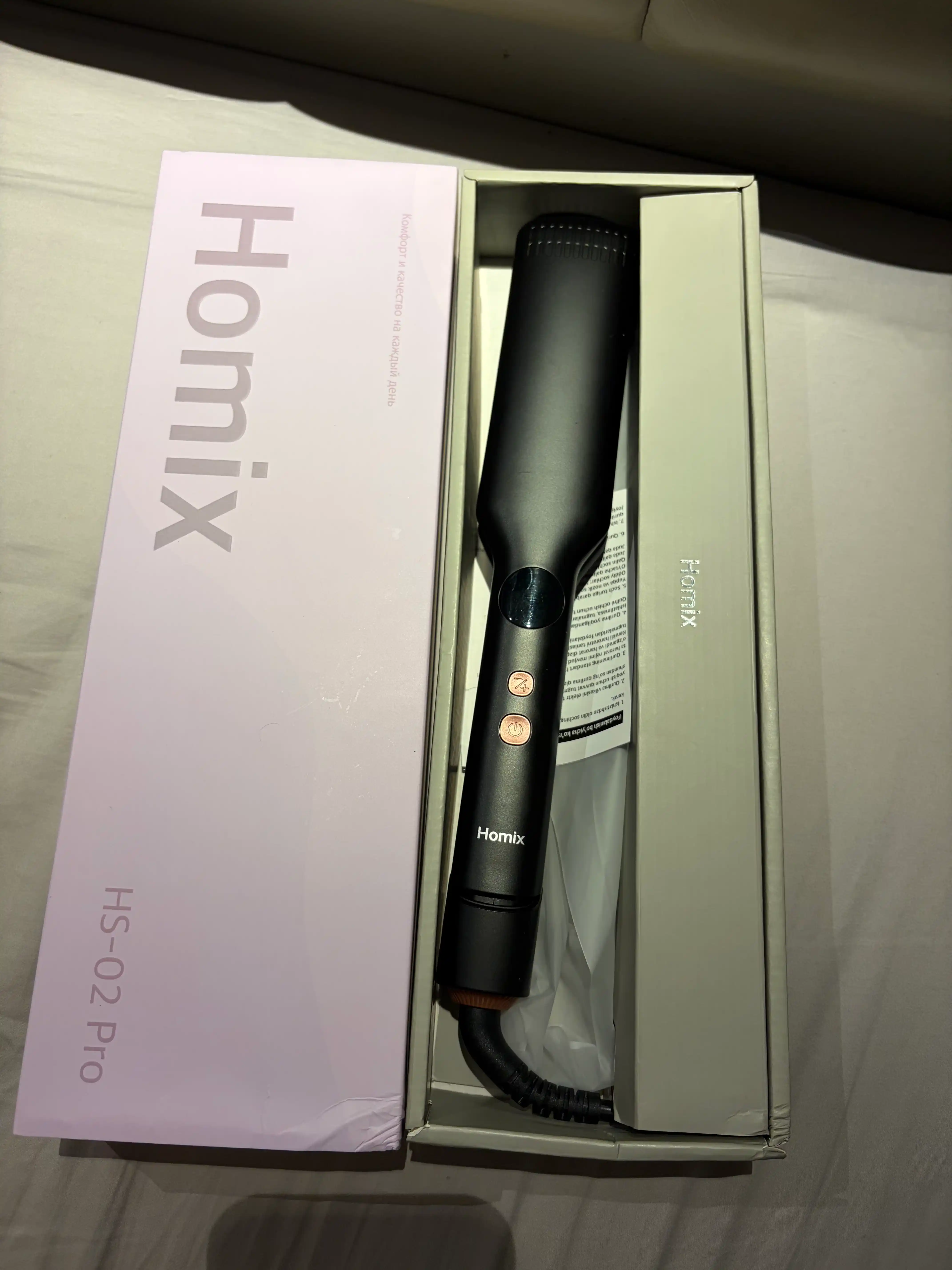 Soch dazmol Homix — soch tekislagich, keng keratin plastina, 230°C, LED, ionizatsiya