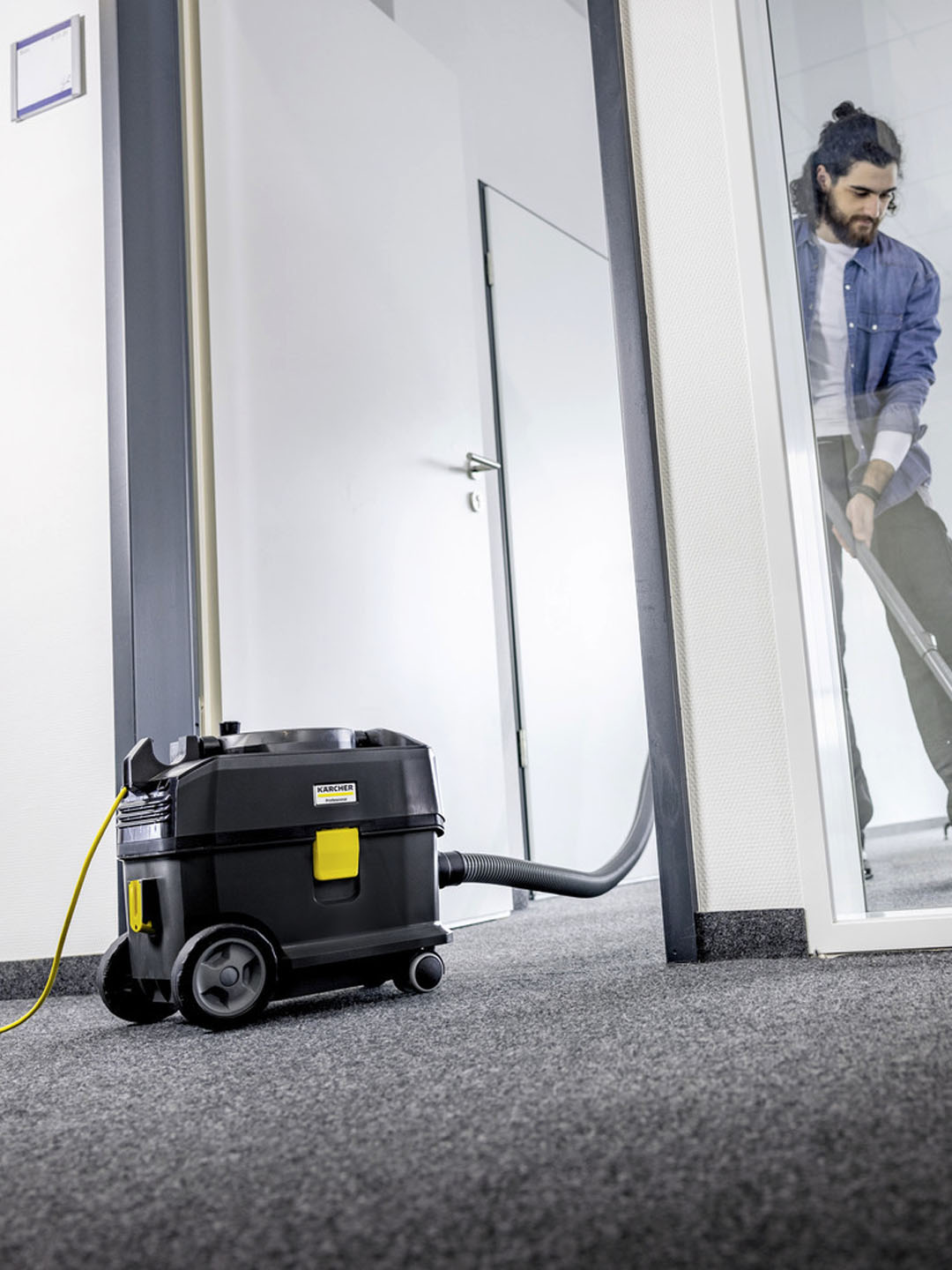 Пылесос Karcher T 10/1 Adv HEPA Go!Further 1.527-310.0 для сухой уборки с HEPA