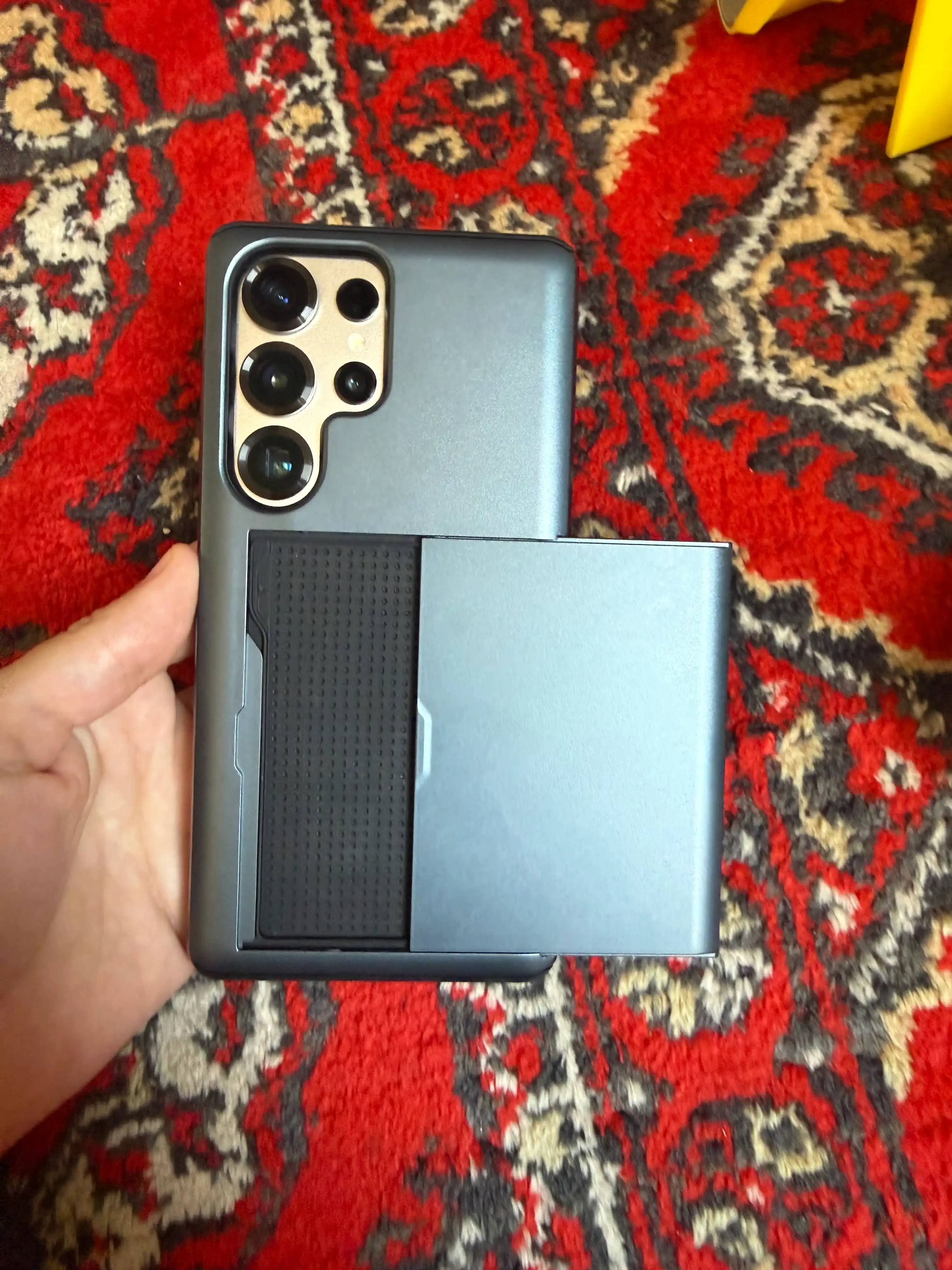 Samsung Galaxy S21–S26 Ultra: 2 qavatli himoya g‘ilof, karta uchun yashirin bo‘lim