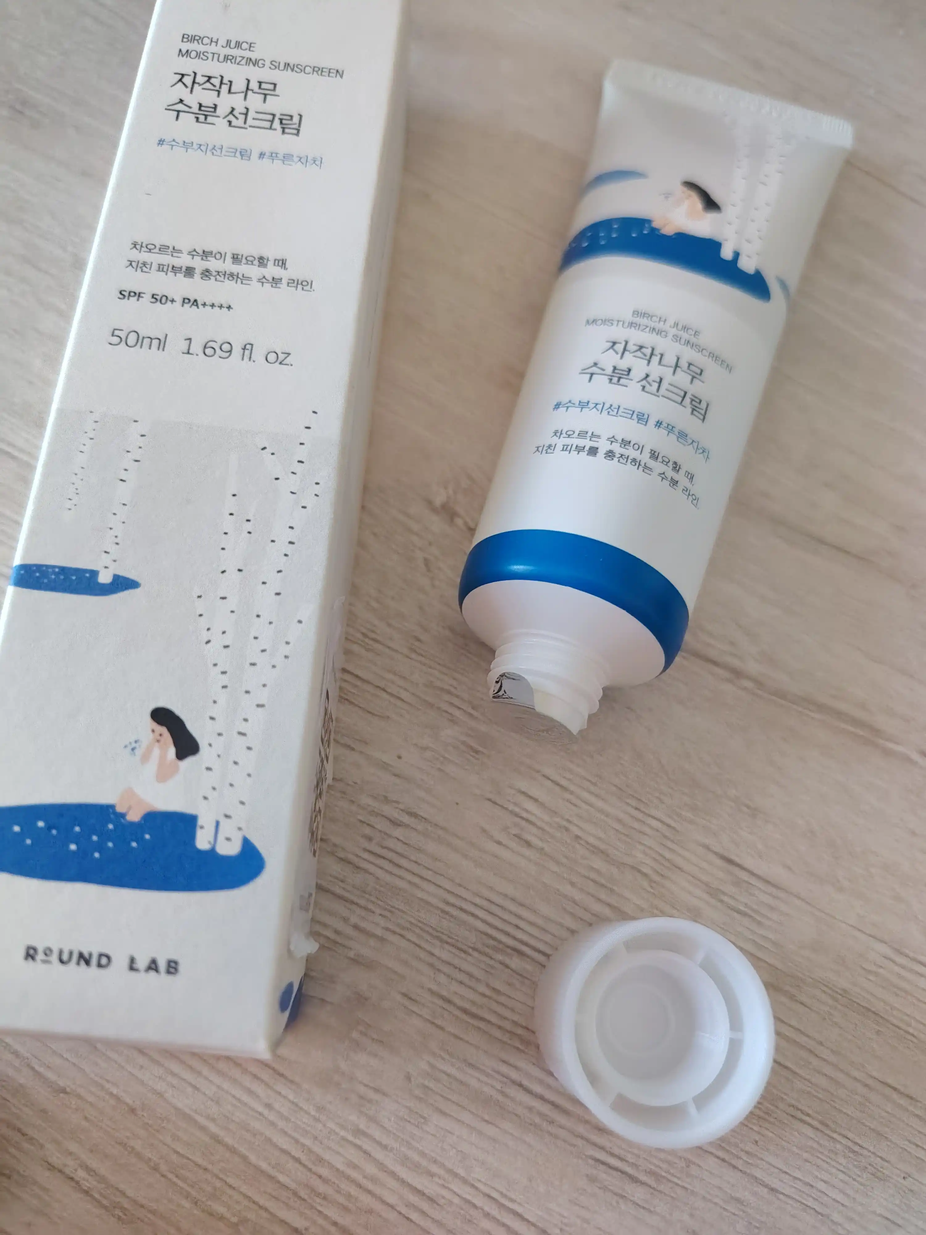 Солнцезащитный крем Round Lab Birch Juice Moisturizing Sunscreen SPF50+ PA++++, 50 мл