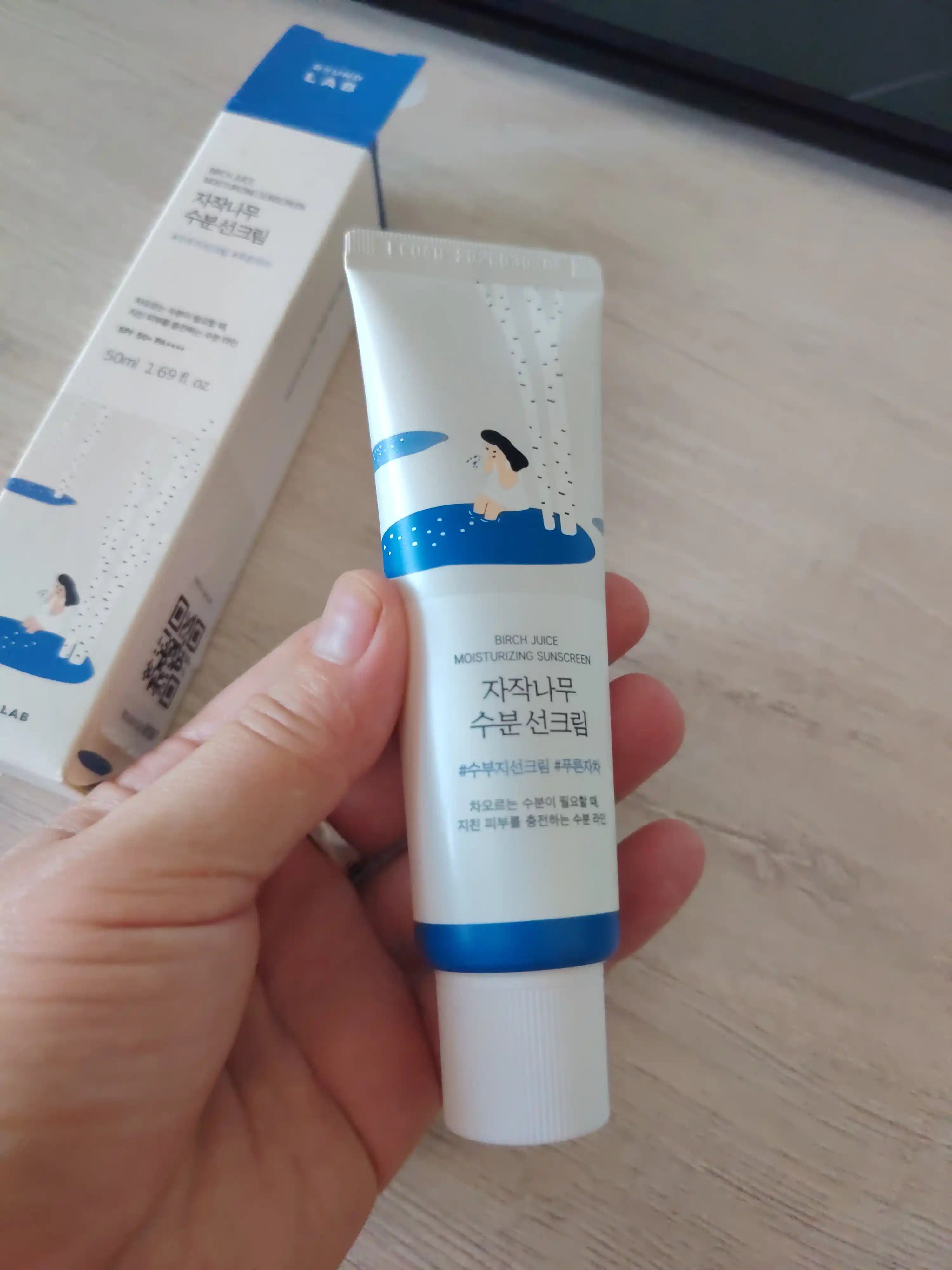 Солнцезащитный крем Round Lab Birch Juice Moisturizing Sunscreen SPF50+ PA++++, 50 мл