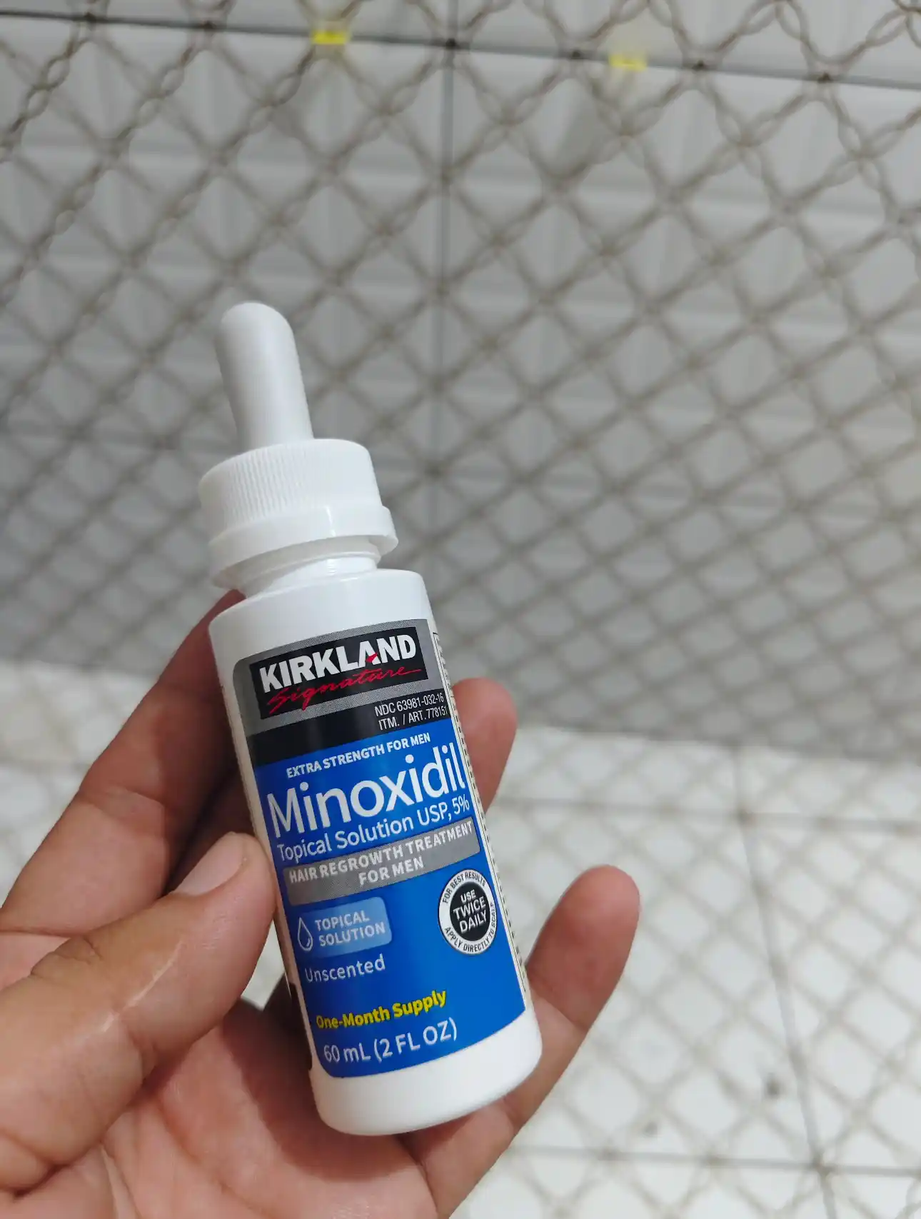 Soch va soqol o'stirish uchun minoksidil 5%, 60 ml, mezaroller, pipetka 