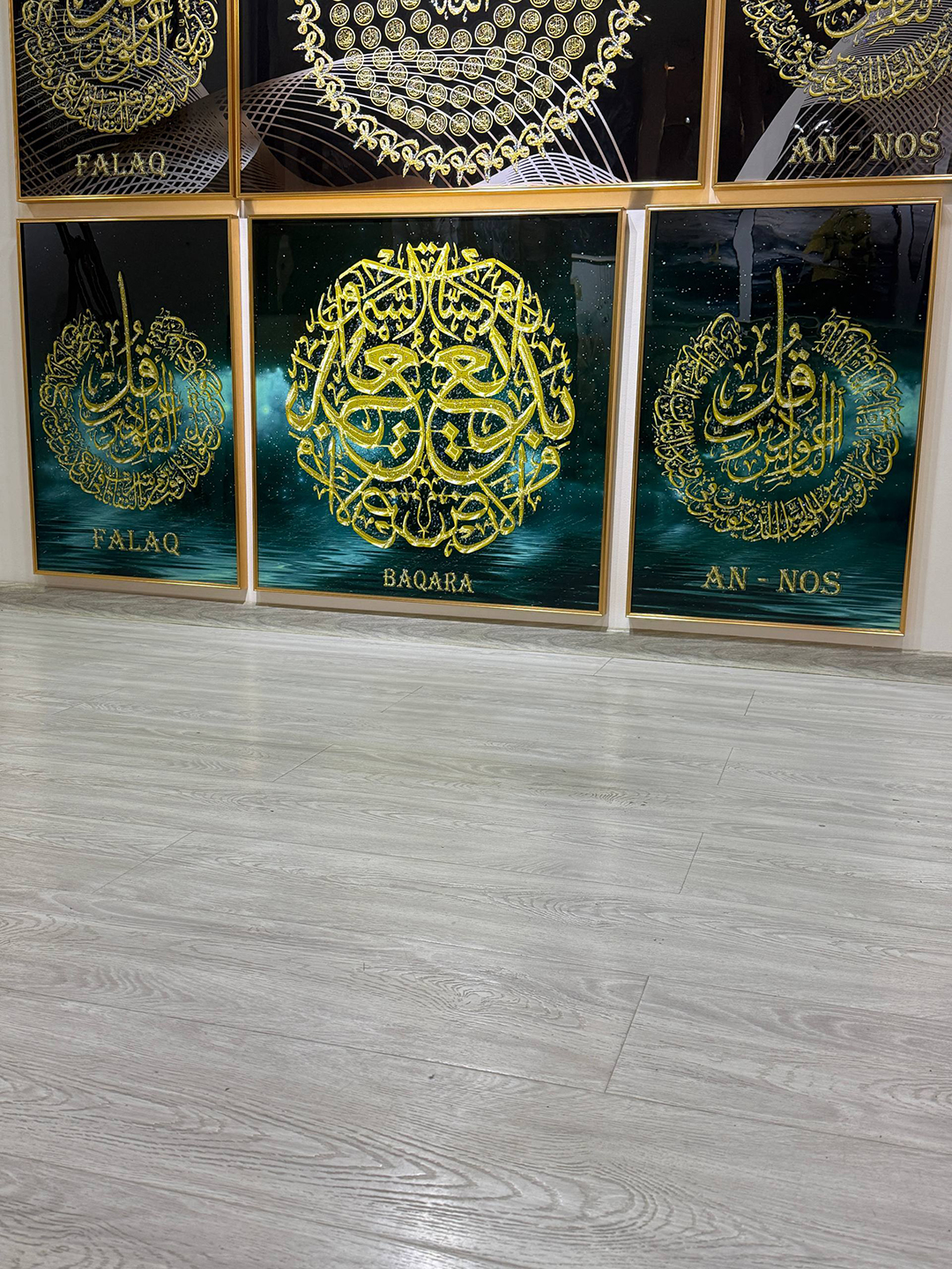 Dekorativ rasm, epoksid smolasi, billur toshlar, alyuminiy ramka