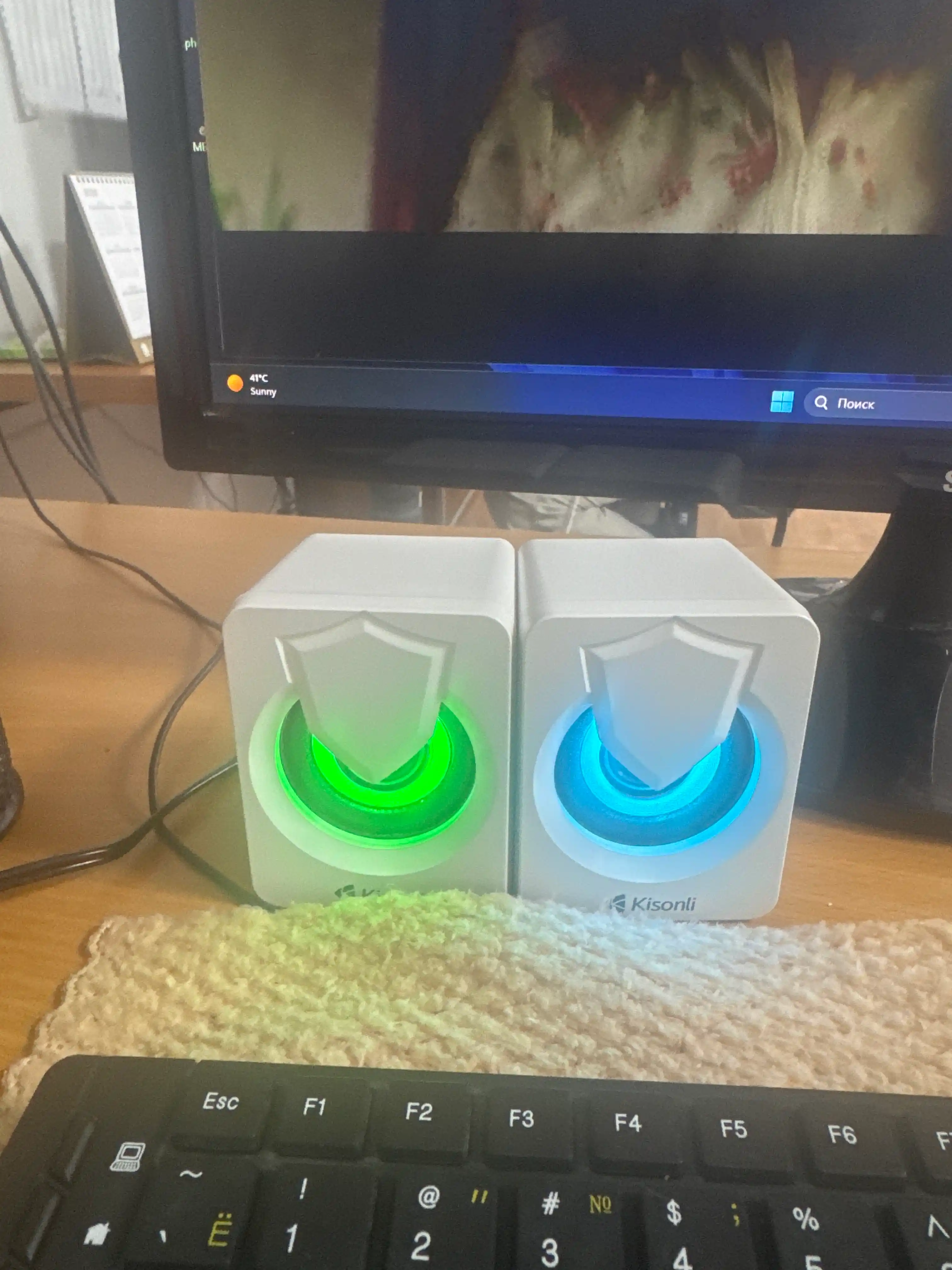 Колонки для компьютера Kisonli L-1030 5 Вт, 2.0, питание от USB, RGB подсветка