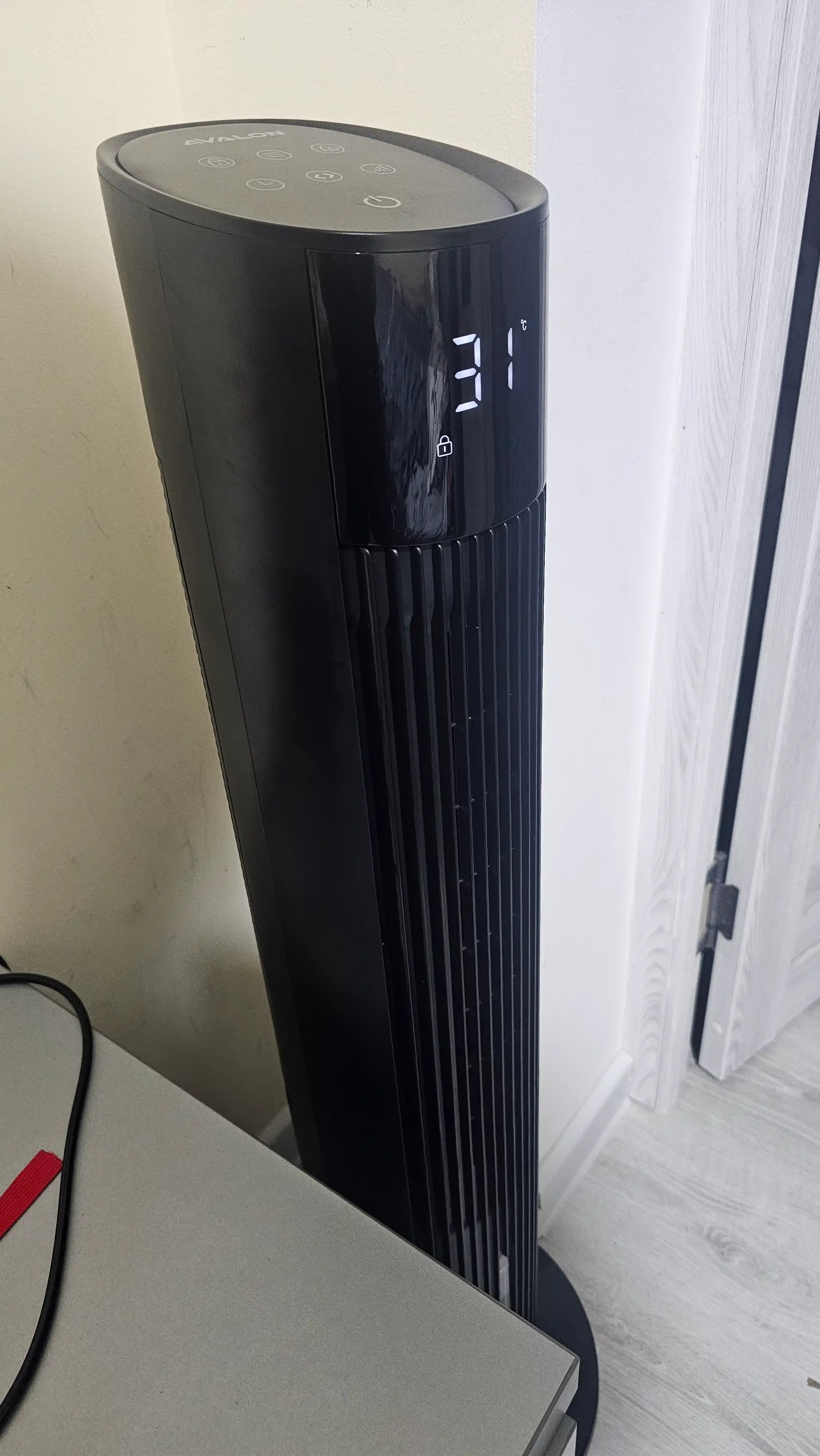 AVALON AVL-TF-4203R-42 dyumli 2 ta 1 da kolonali ventilyator va havo namlagich