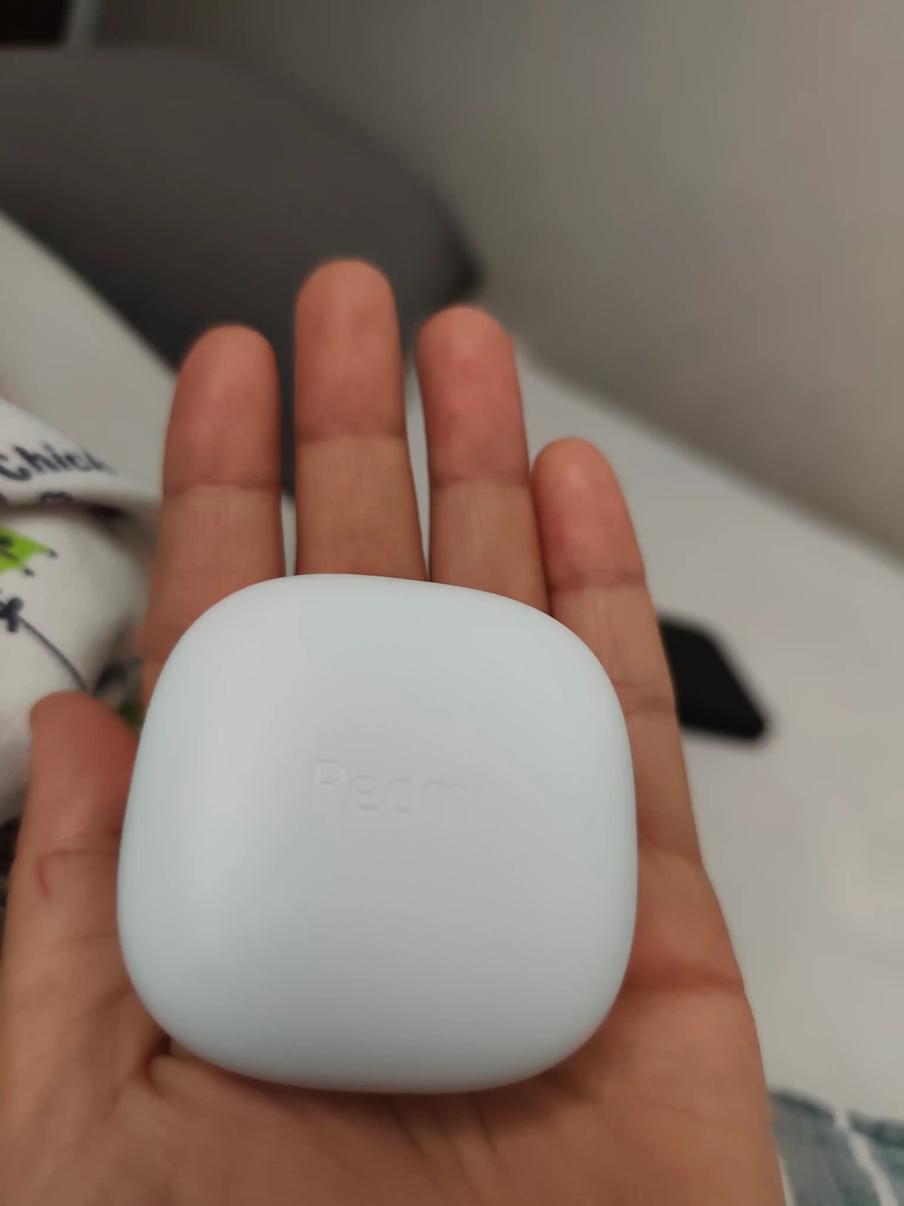 Redmi buds 6 play simsiz quloqchinlari, 36 soatgacha musiqa tinglash