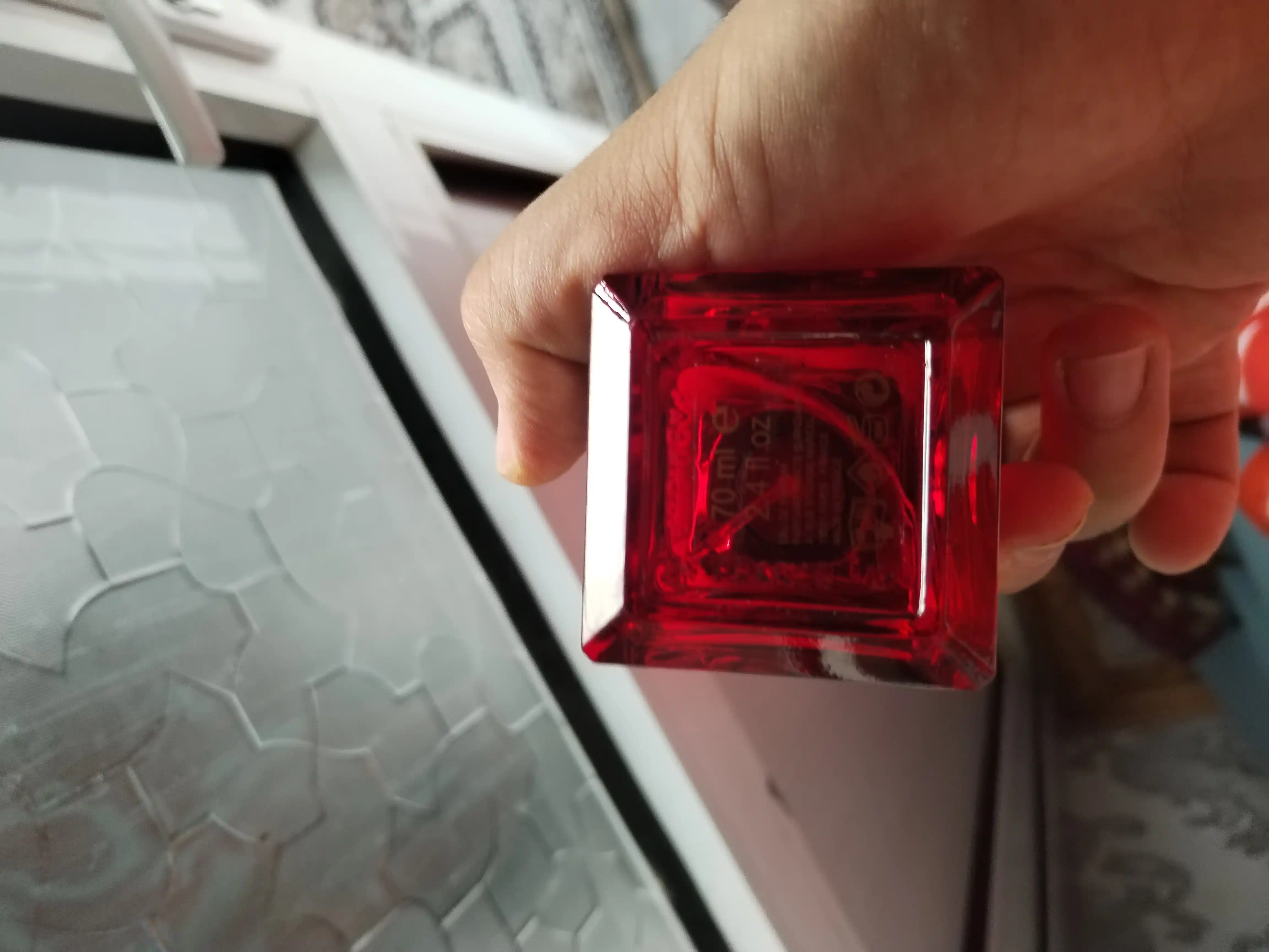 Baccarat Rouge 540, 100 мл — аромат, обогащенный соблазнительными цитрусовыми нотками