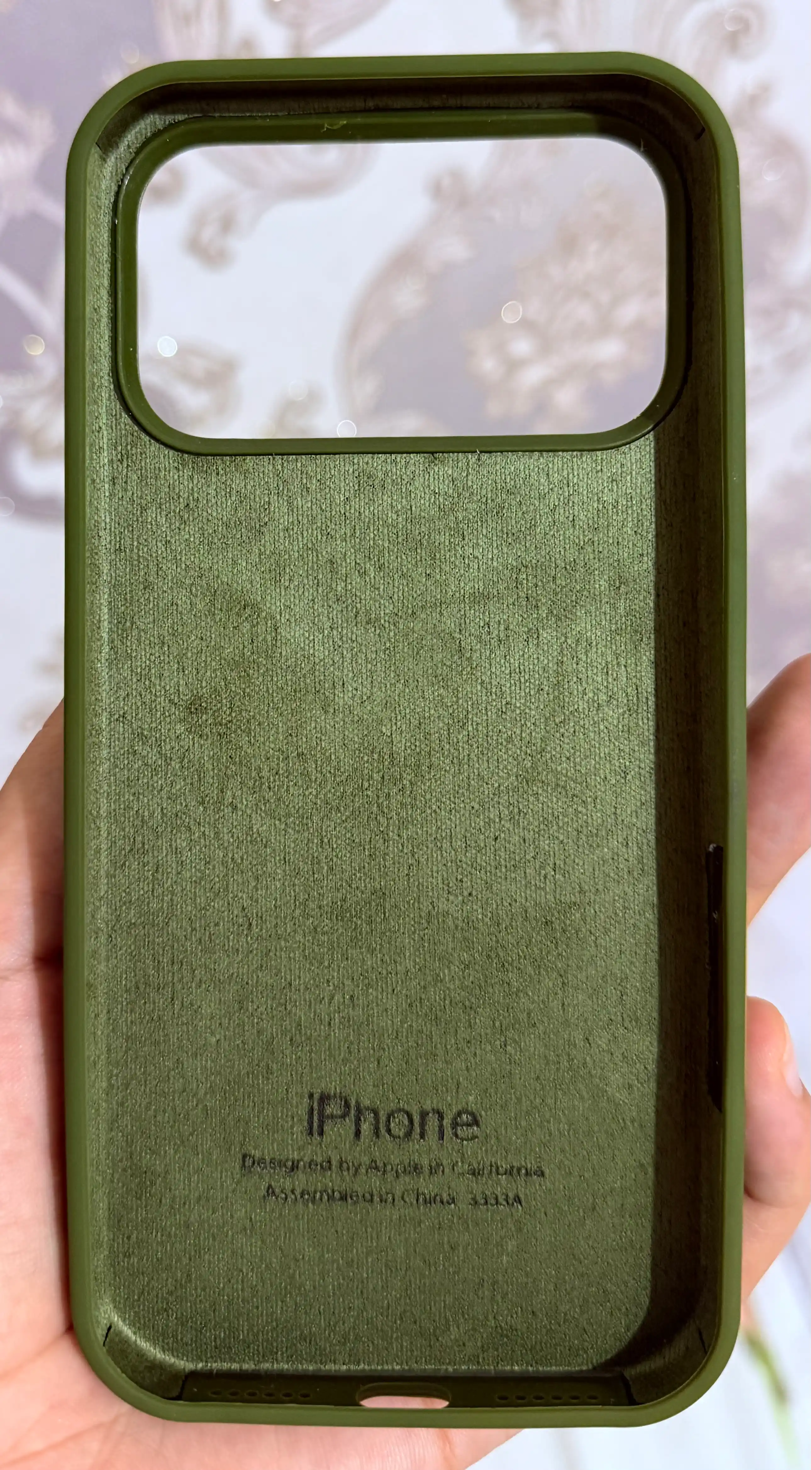 IPhone 17 / 16 / 15 / 14 / 13 / 12 Pro Maxlar uchun silikon g‘iloflar