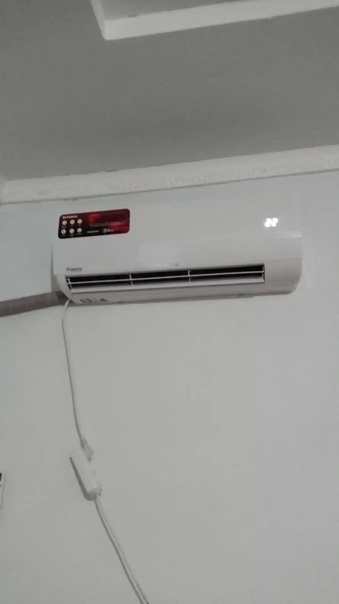 Кондиционер Shivaki SHVSIM5AW12BE, INVERTER, A