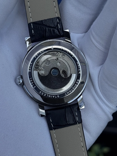 Мужские наручные часы patek philippe – автоматический механизм, классический дизайн