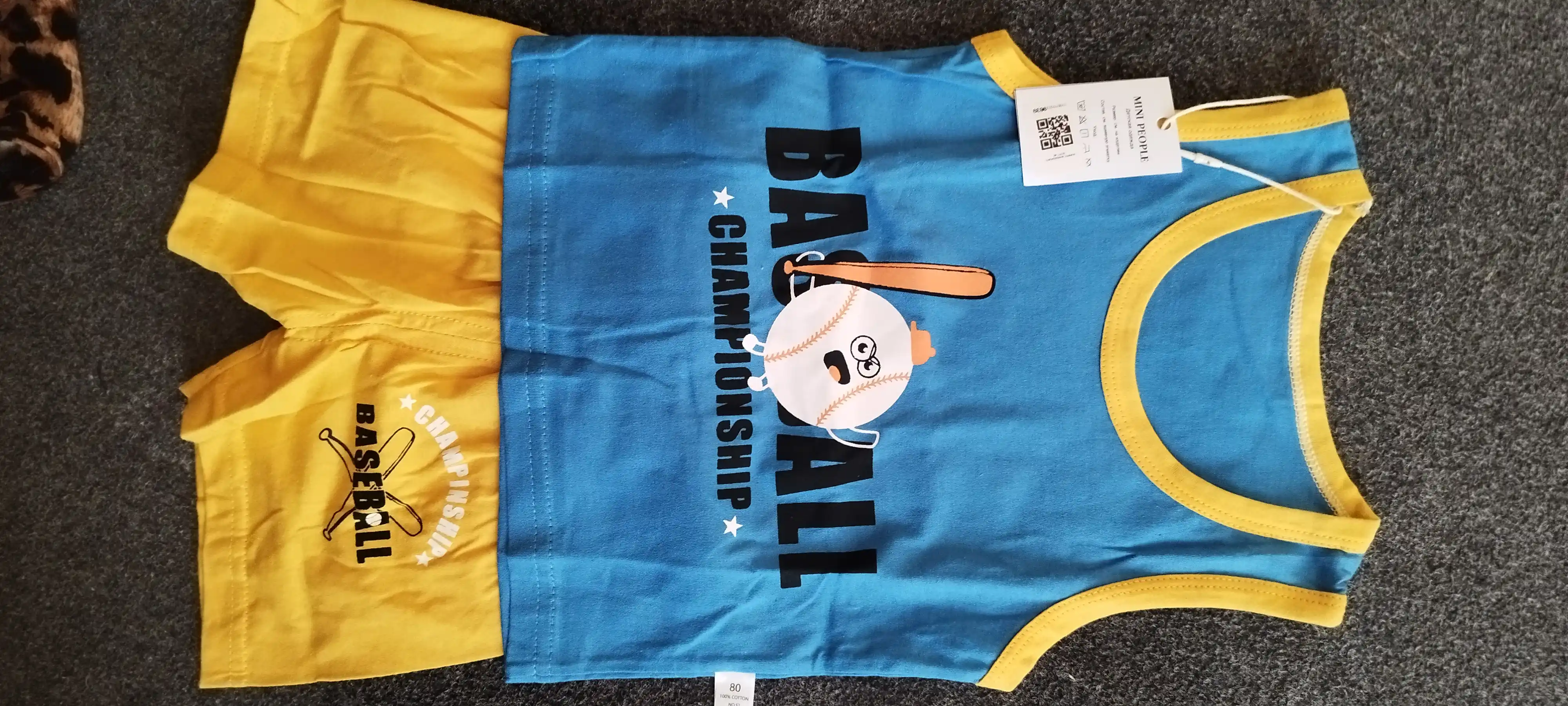 Bolalar yozgi to‘plami, mayka va shortik