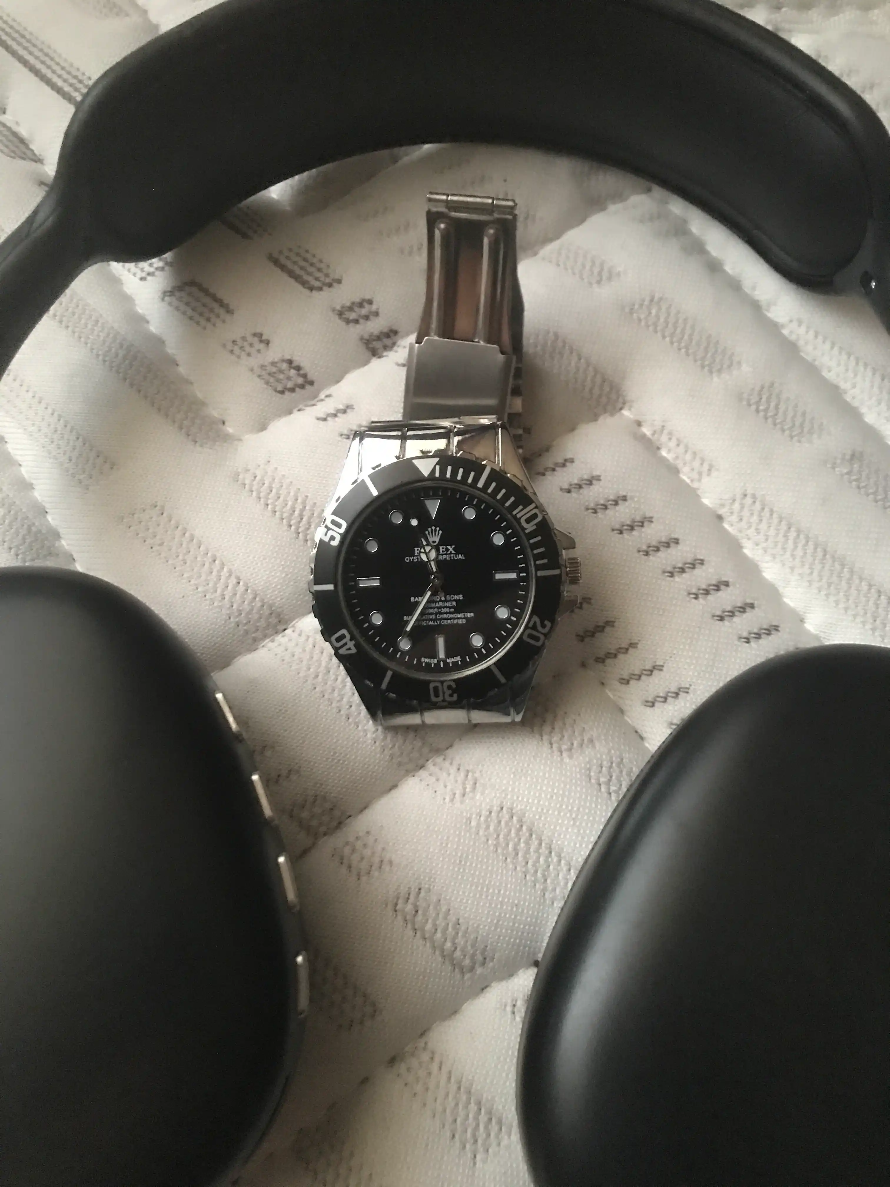 Erkaklar uchun sovg‘a to‘plam: Rolex soat + P9 simsiz naushnik