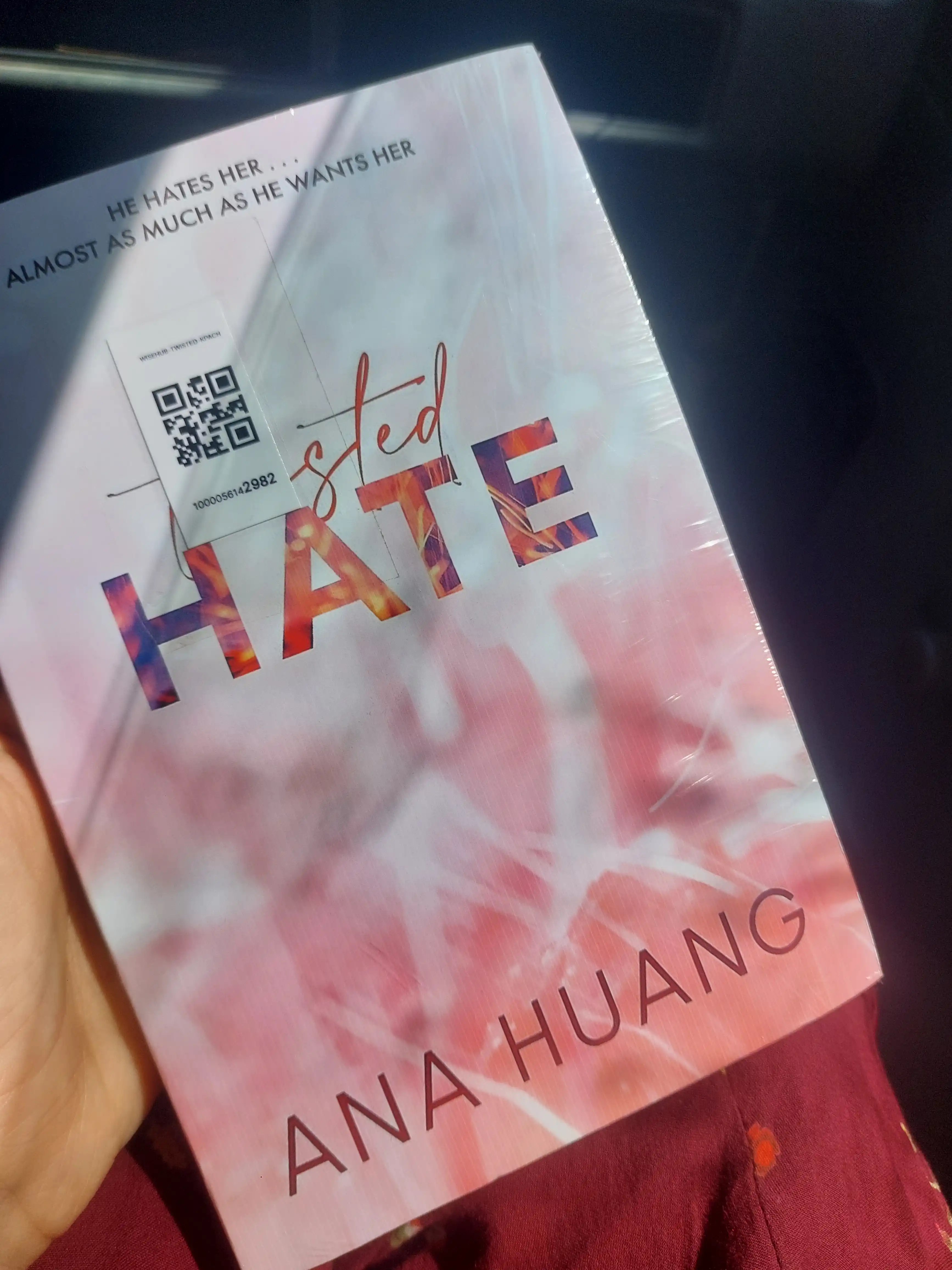 Kitob The Twisted Series Love, Games, Hate, Lies, Ana Huang, ingliz tilida