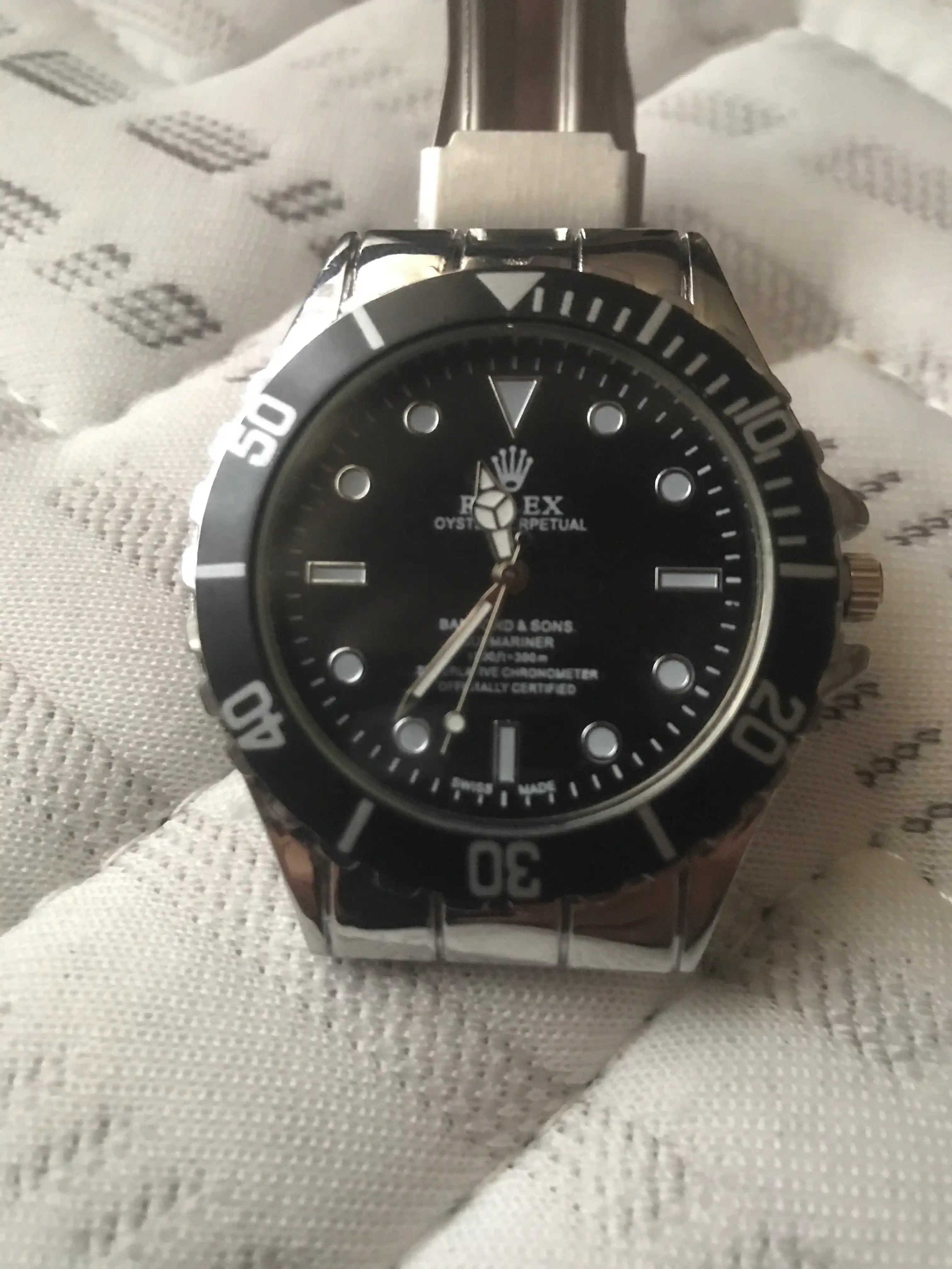 Erkaklar uchun sovg‘a to‘plam: Rolex soat + P9 simsiz naushnik