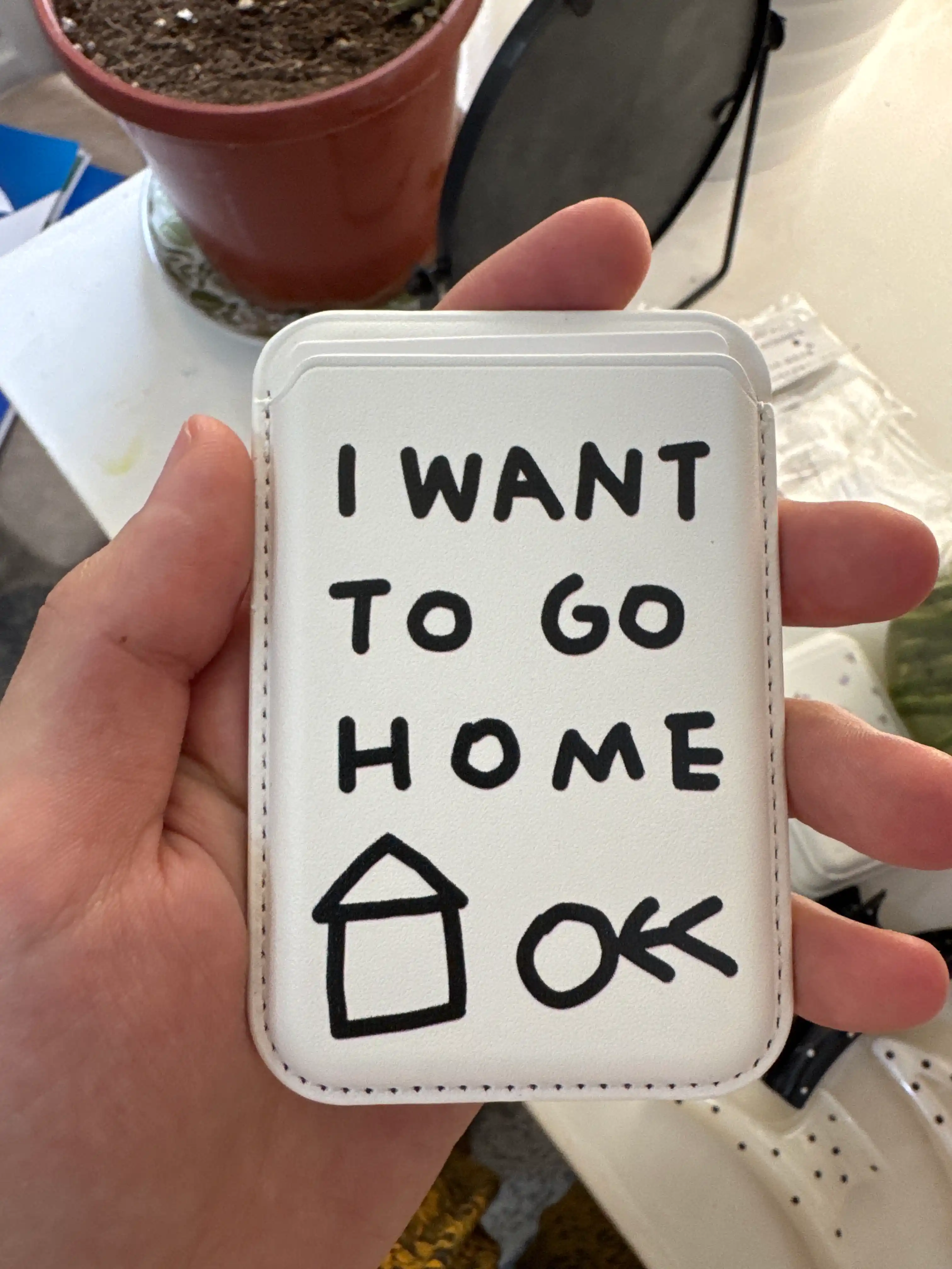 Картхолдер для iPhone MagSafe магнитный, с принтом "I want to go home" и "Coffee"