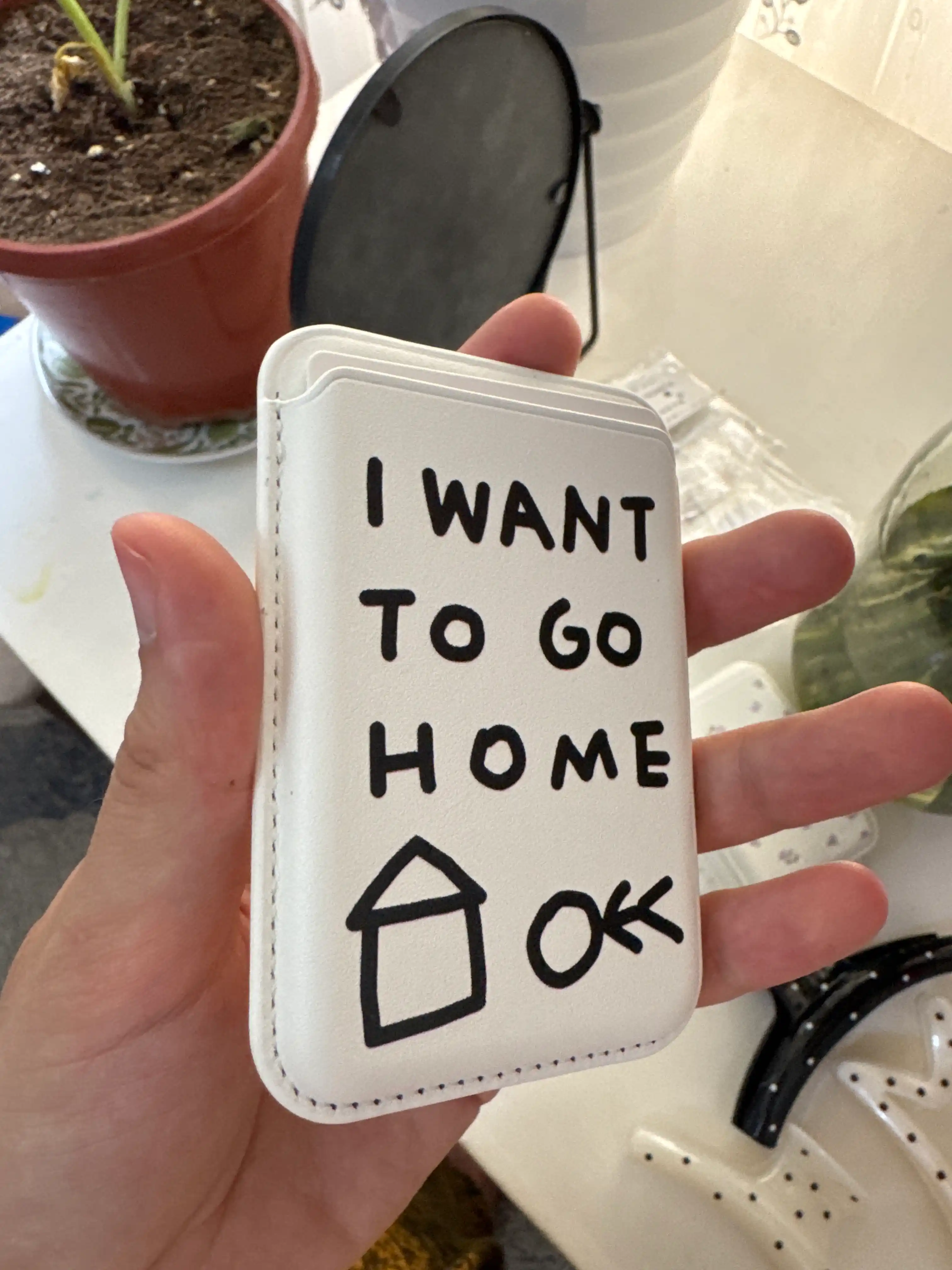 Картхолдер для iPhone MagSafe магнитный, с принтом "I want to go home" и "Coffee"