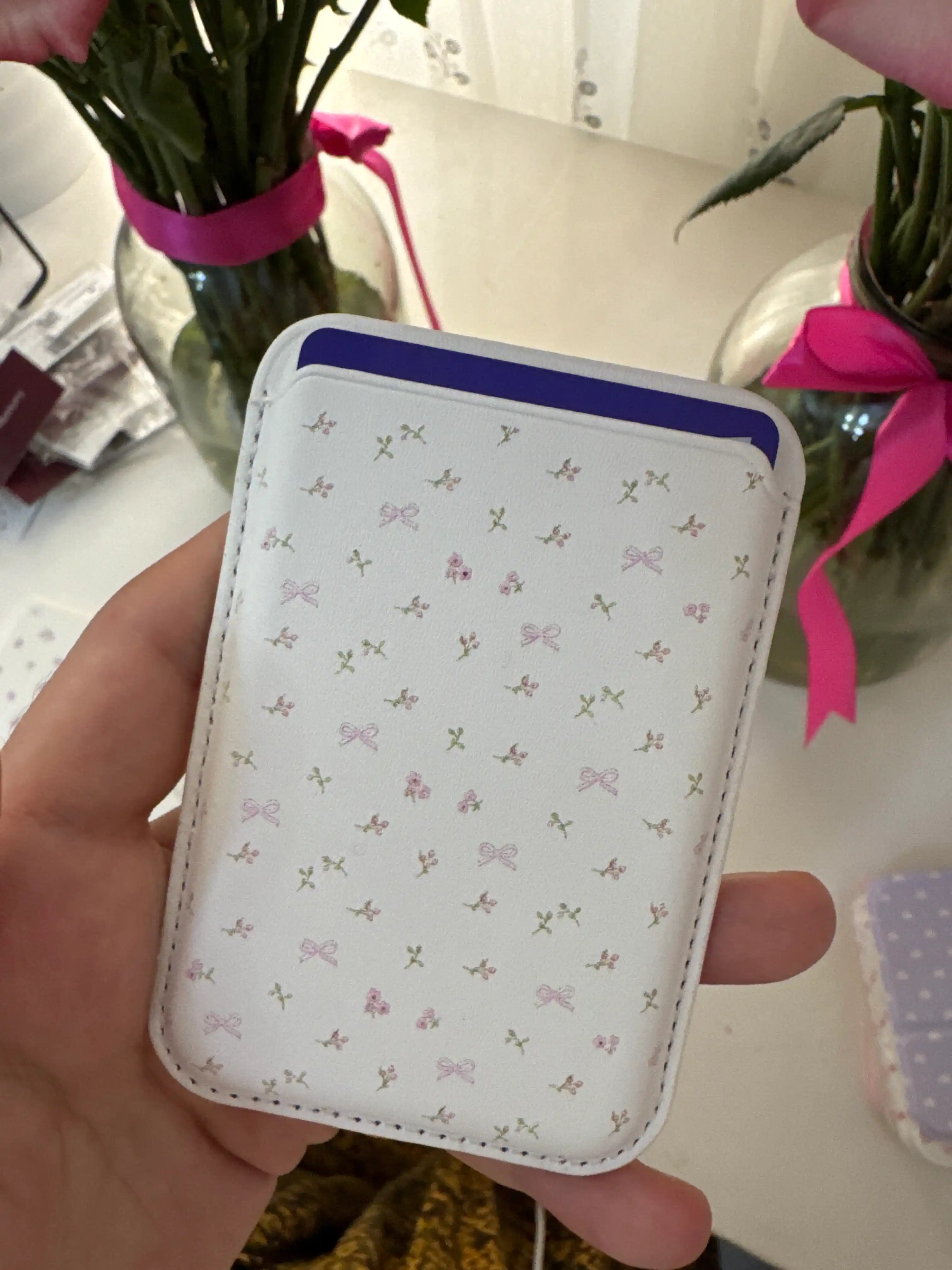 Kartxolder IPhone uchun MagSafe, magnitli karta ushlagich