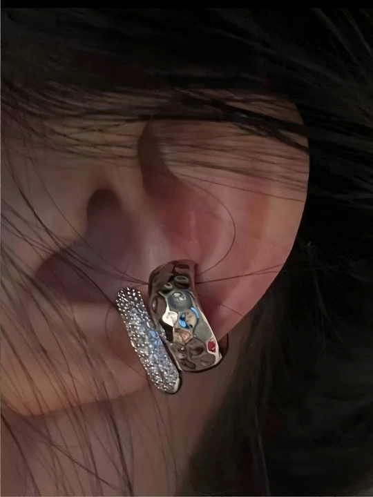 Серьги каффы, ассиметричные серьги