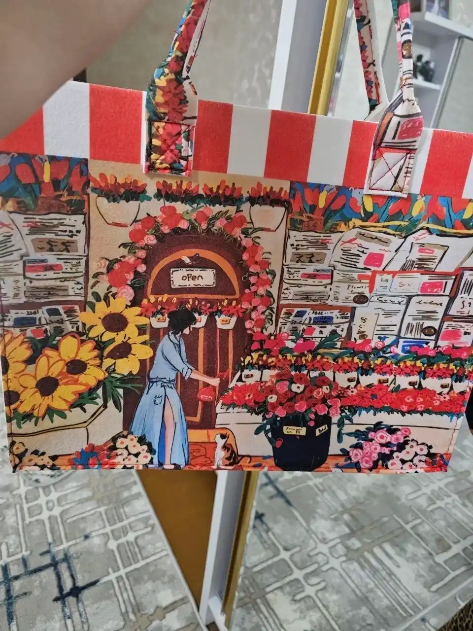 Katta hajmli shopper sumka ayollar uchun – qulay va zamonaviy