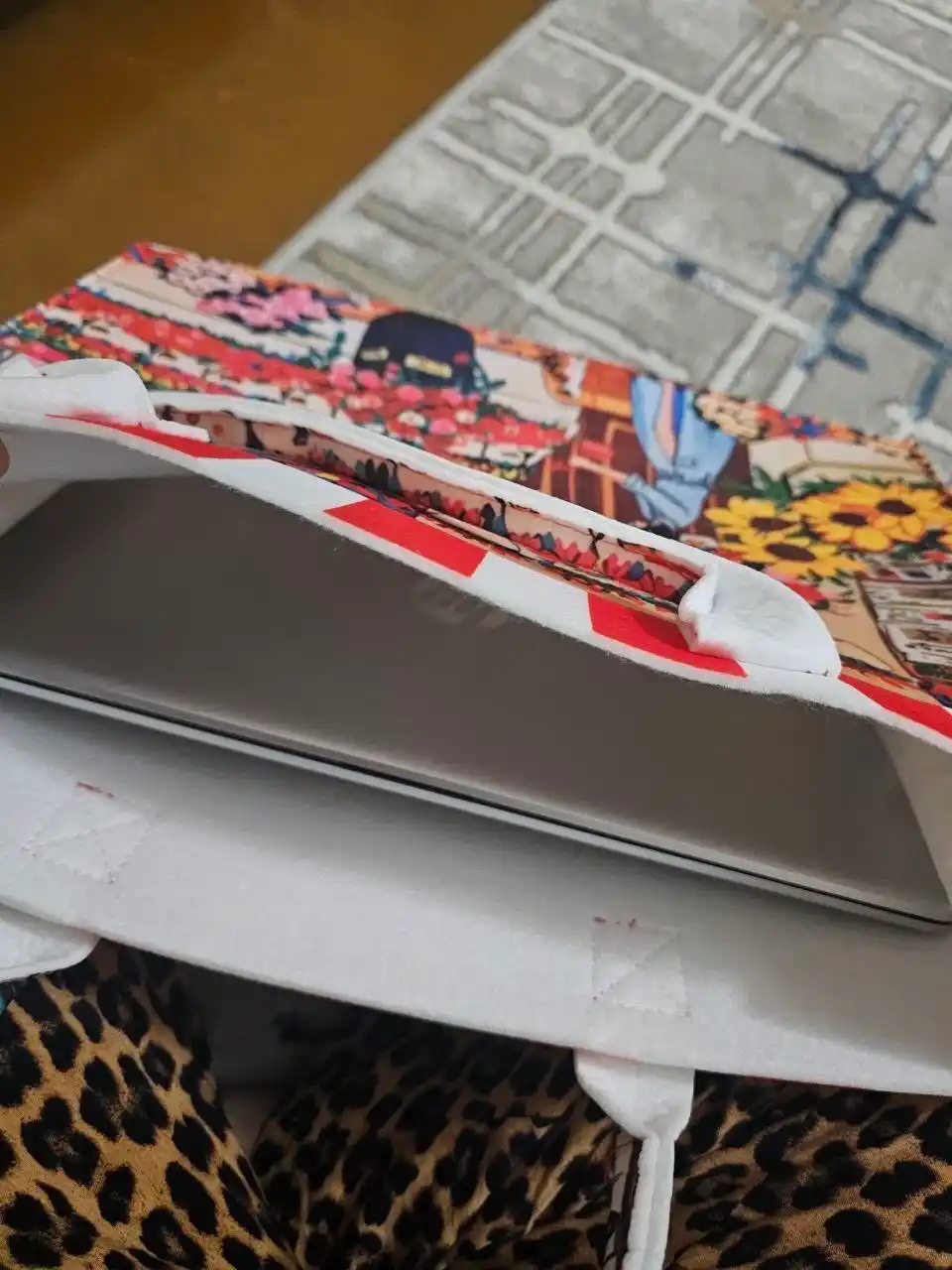 Katta hajmli shopper sumka ayollar uchun – qulay va zamonaviy