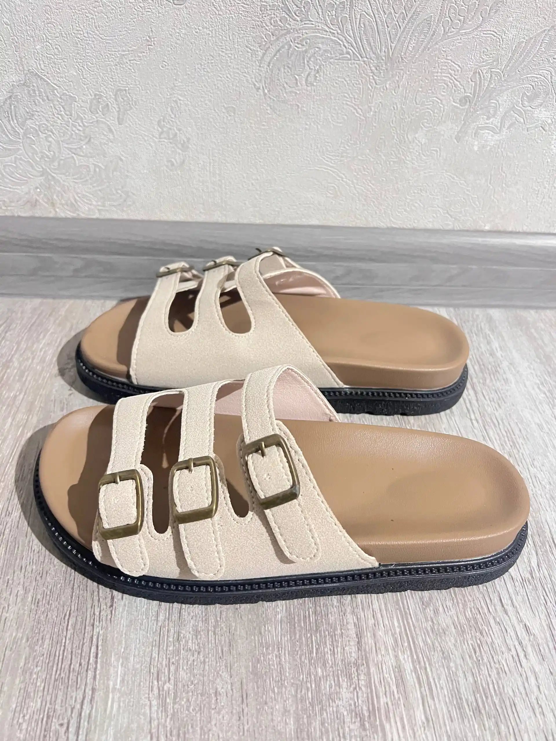 Ayol-qizlar uchun sandalilar, ayollar uchun, qizlar sandalilari, ayollar uchun sandali