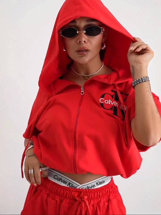 Ayollar uchun Dvoyka XB kapyushonli sport kostyumi, standart oversize 44–50