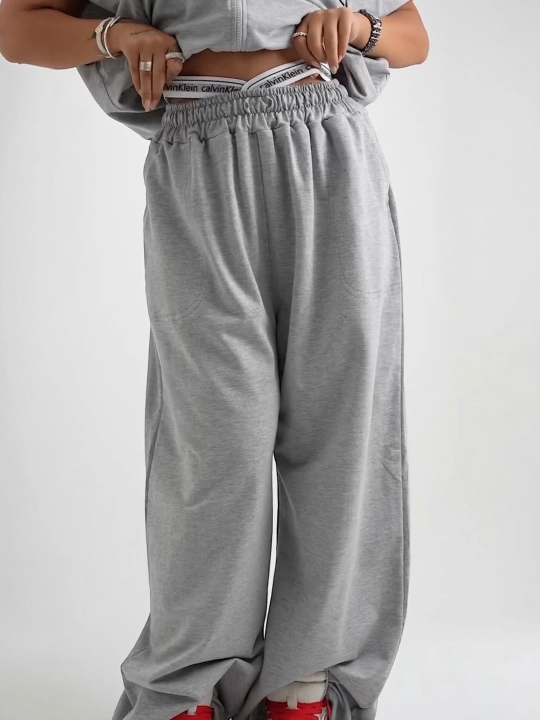 Ayollar uchun Dvoyka XB kapyushonli sport kostyumi, standart oversize 44–50