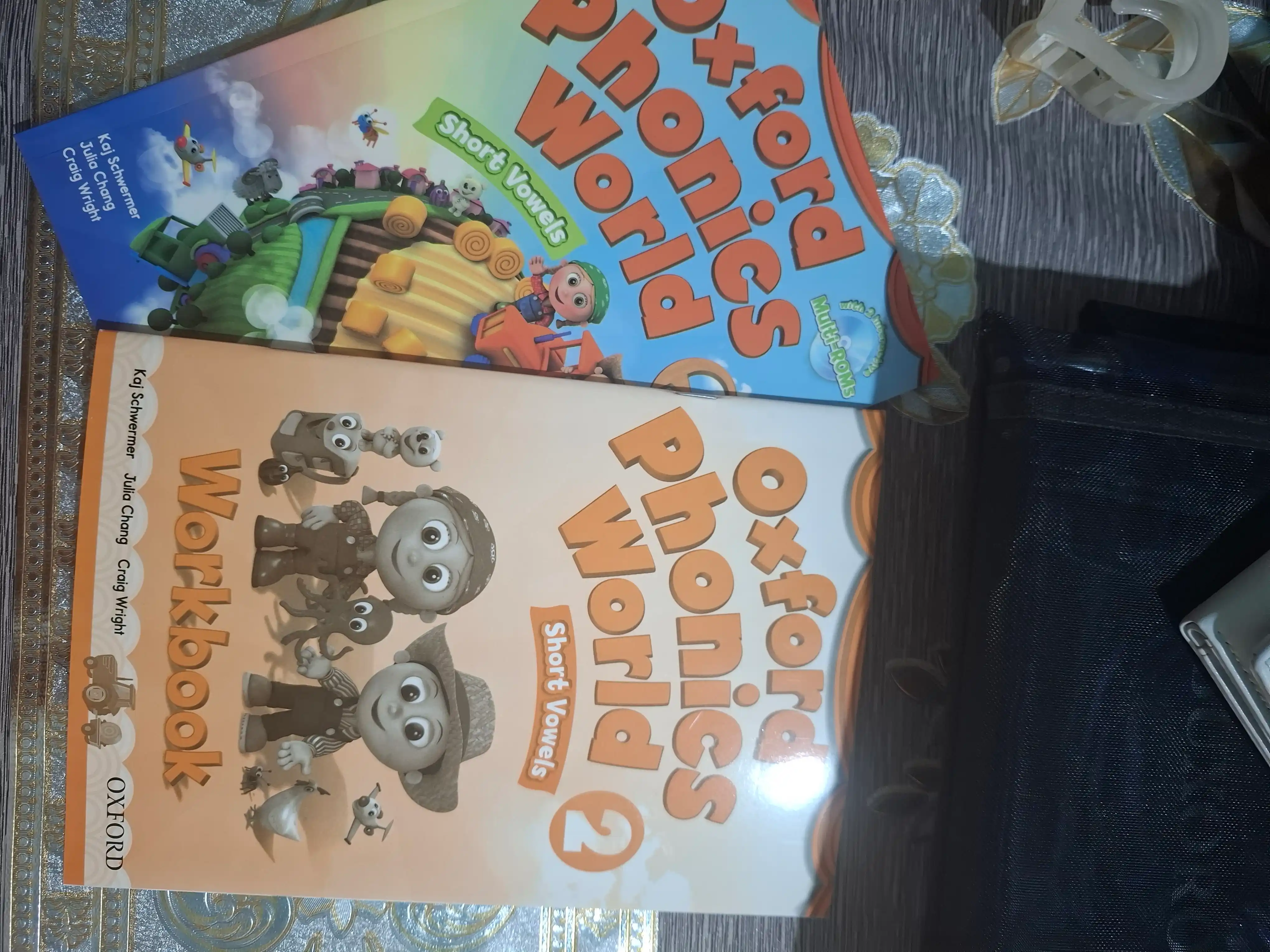 Oxford Phonics World 1, 2, 3, 4, 5-darajalar Student’s Book, Workbook