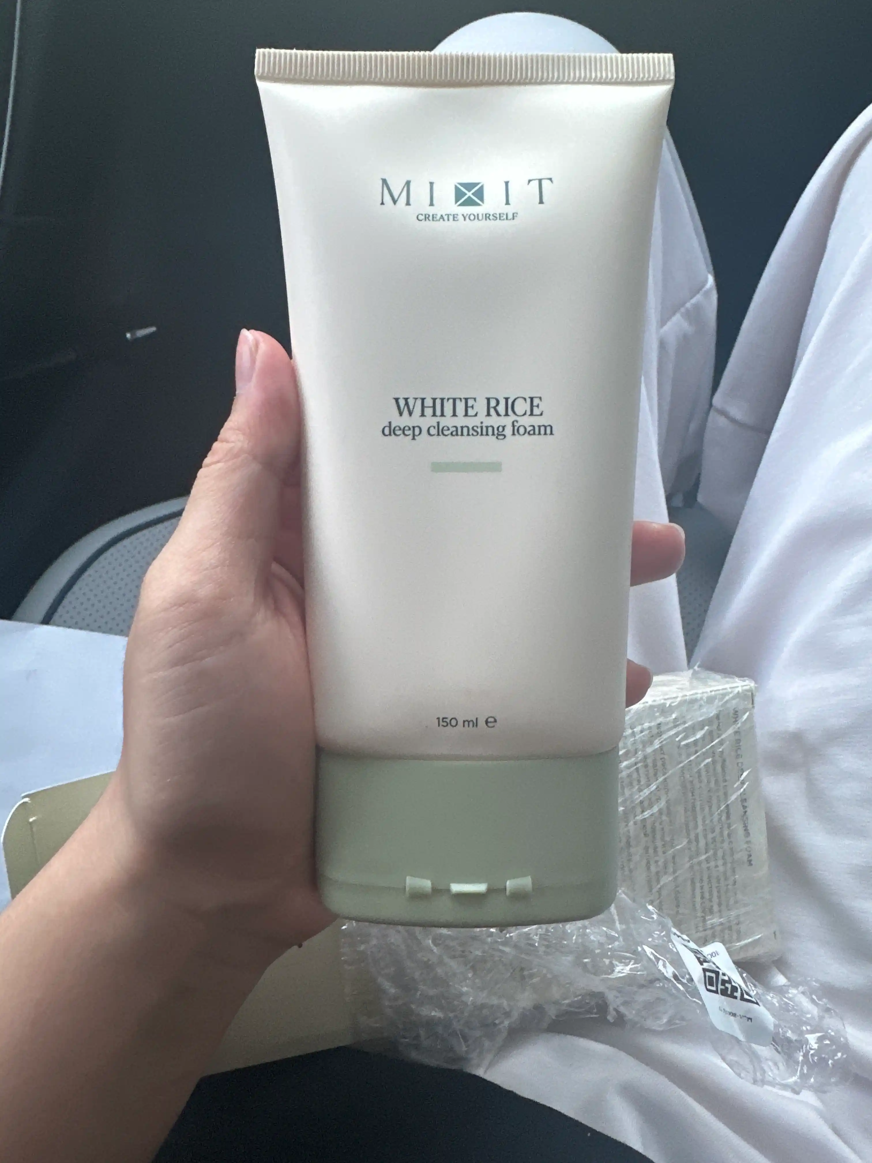 MIXIT Guruch ekstrakti bilan yuzni chuqur tozalovchi penka, 150 ml