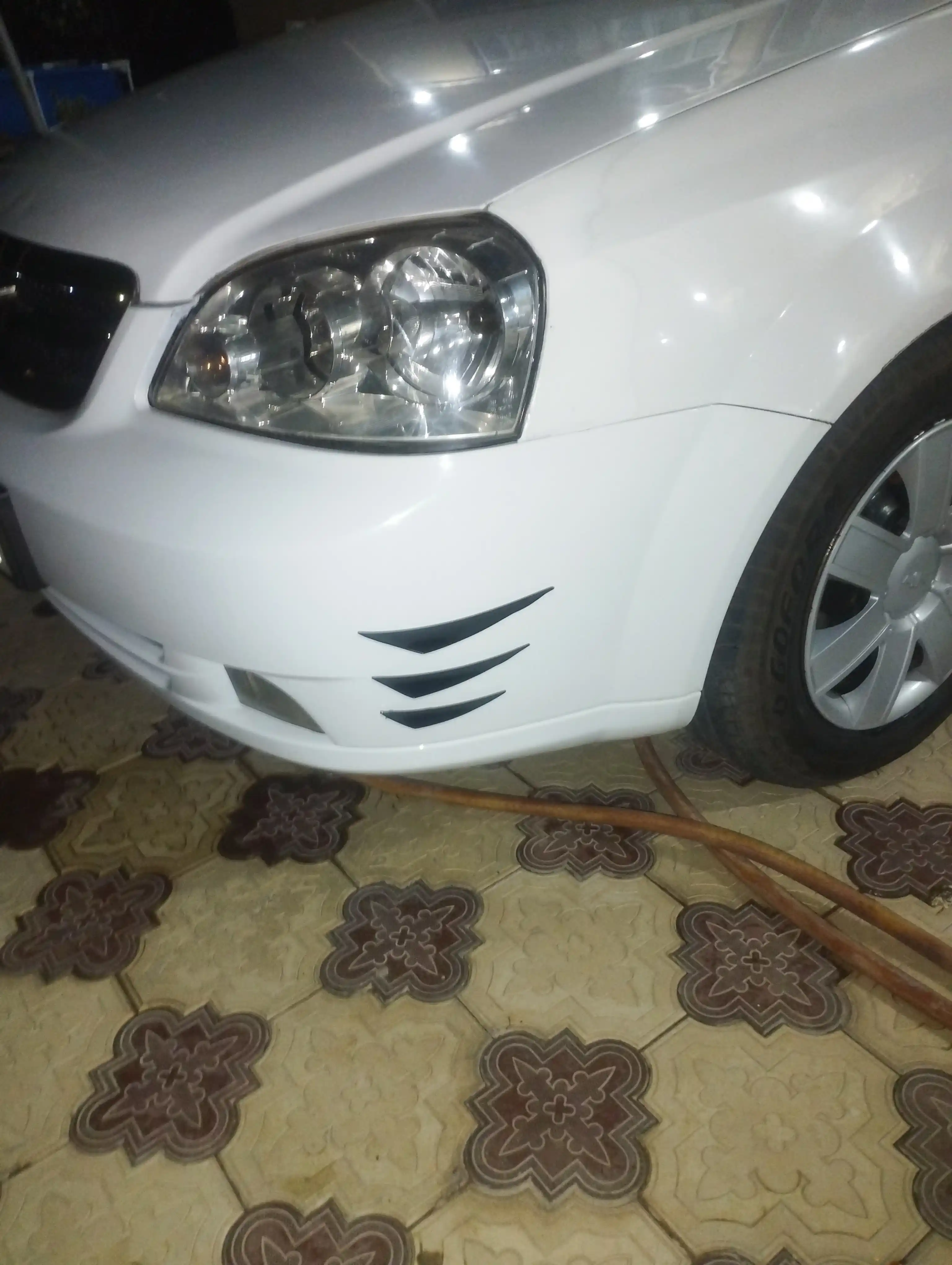 Old va orqa bamper uchun tuning jabralar nabori, qora, 6 dona